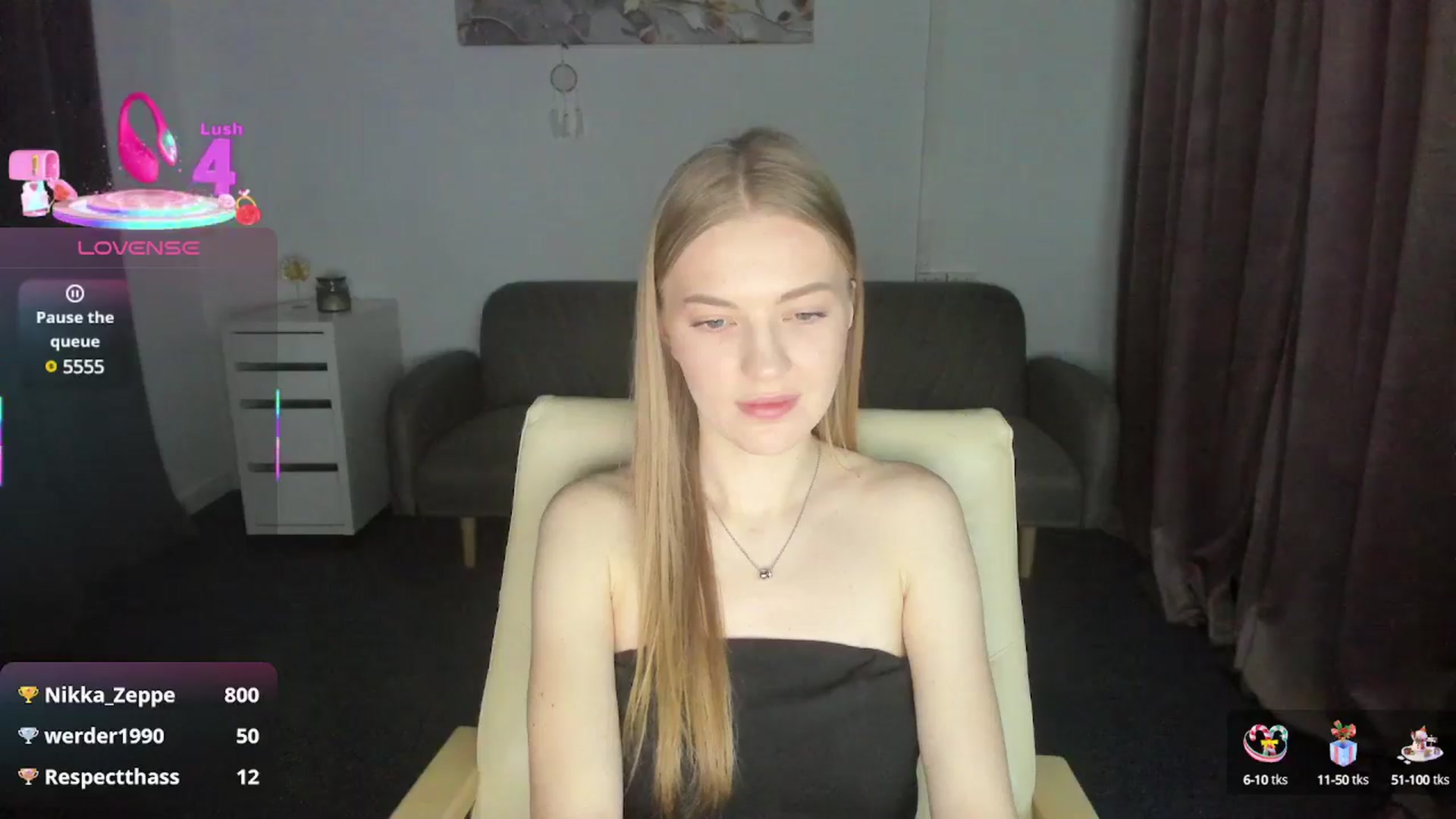 Gallery image thumbnail from AndySky's myfreecams stream on, 02/21/2025, 18:00 image 9 of 20