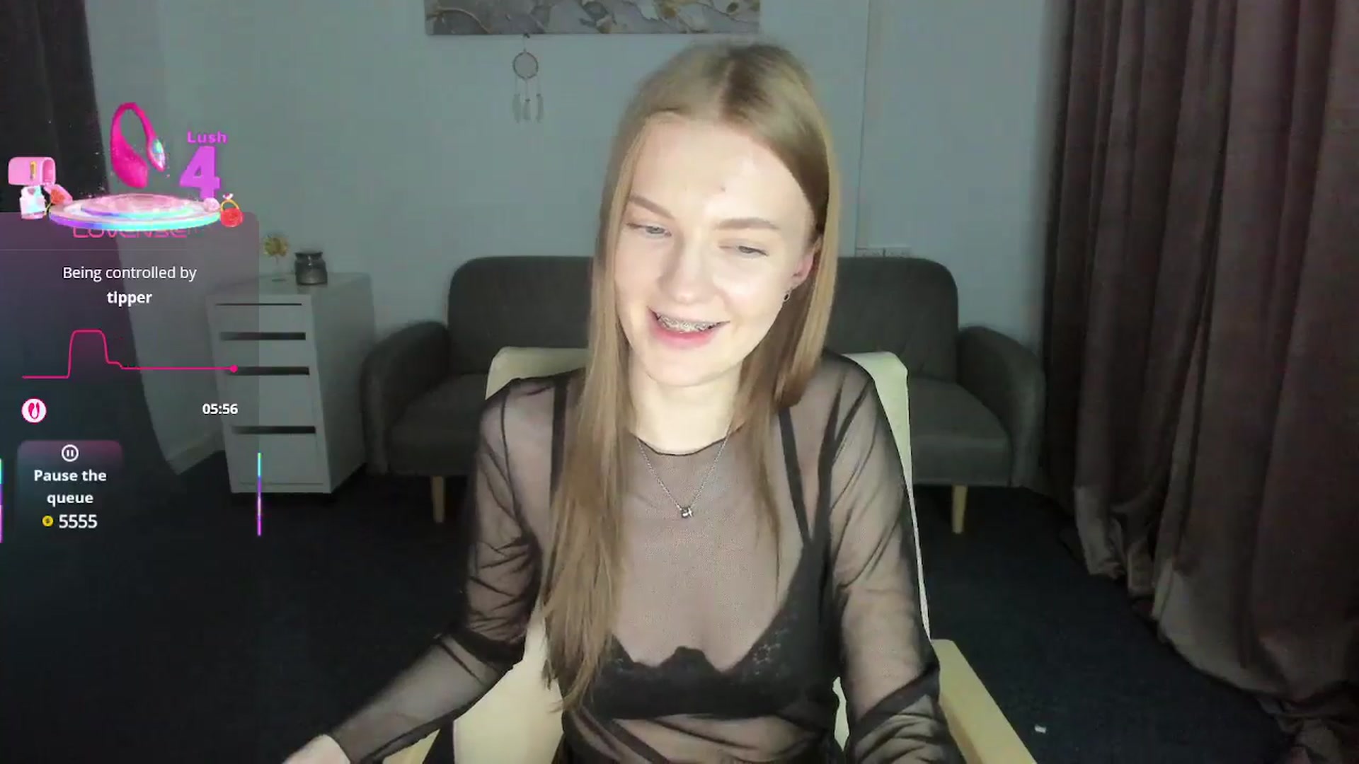 Gallery image thumbnail from AndySky's myfreecams stream on, 02/22/2025, 21:16 image 18 of 20