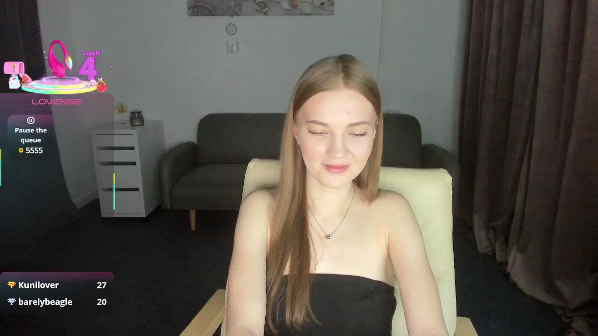Gallery image thumbnail from AndySky's myfreecams stream on, 02/23/2025, 14:42 image 15 of 20