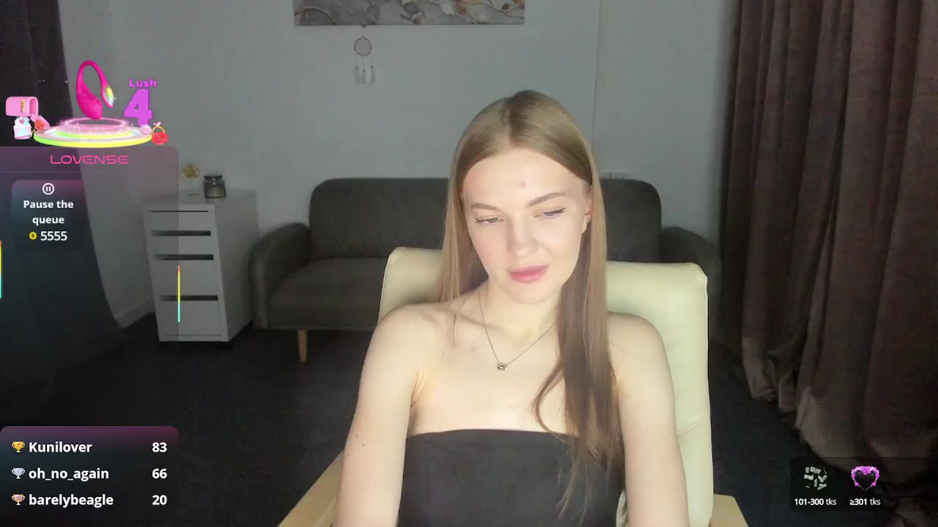 Gallery image thumbnail from AndySky's myfreecams stream on, 02/23/2025, 15:36 image 5 of 20