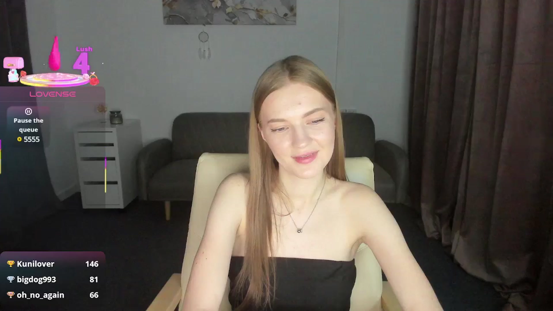 Gallery image thumbnail from AndySky's myfreecams stream on, 02/23/2025, 17:45 image 3 of 20