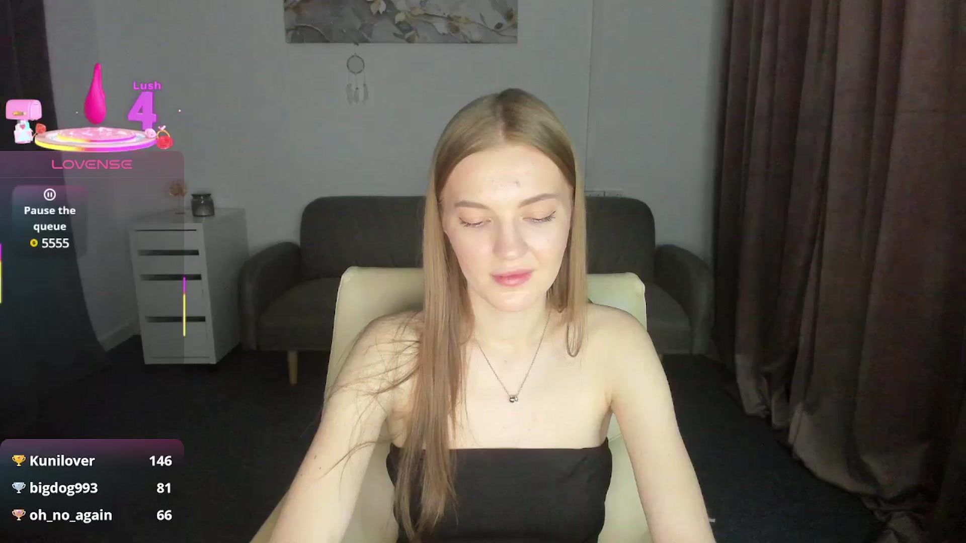 Gallery image thumbnail from AndySky's myfreecams stream on, 02/23/2025, 17:45 image 11 of 20