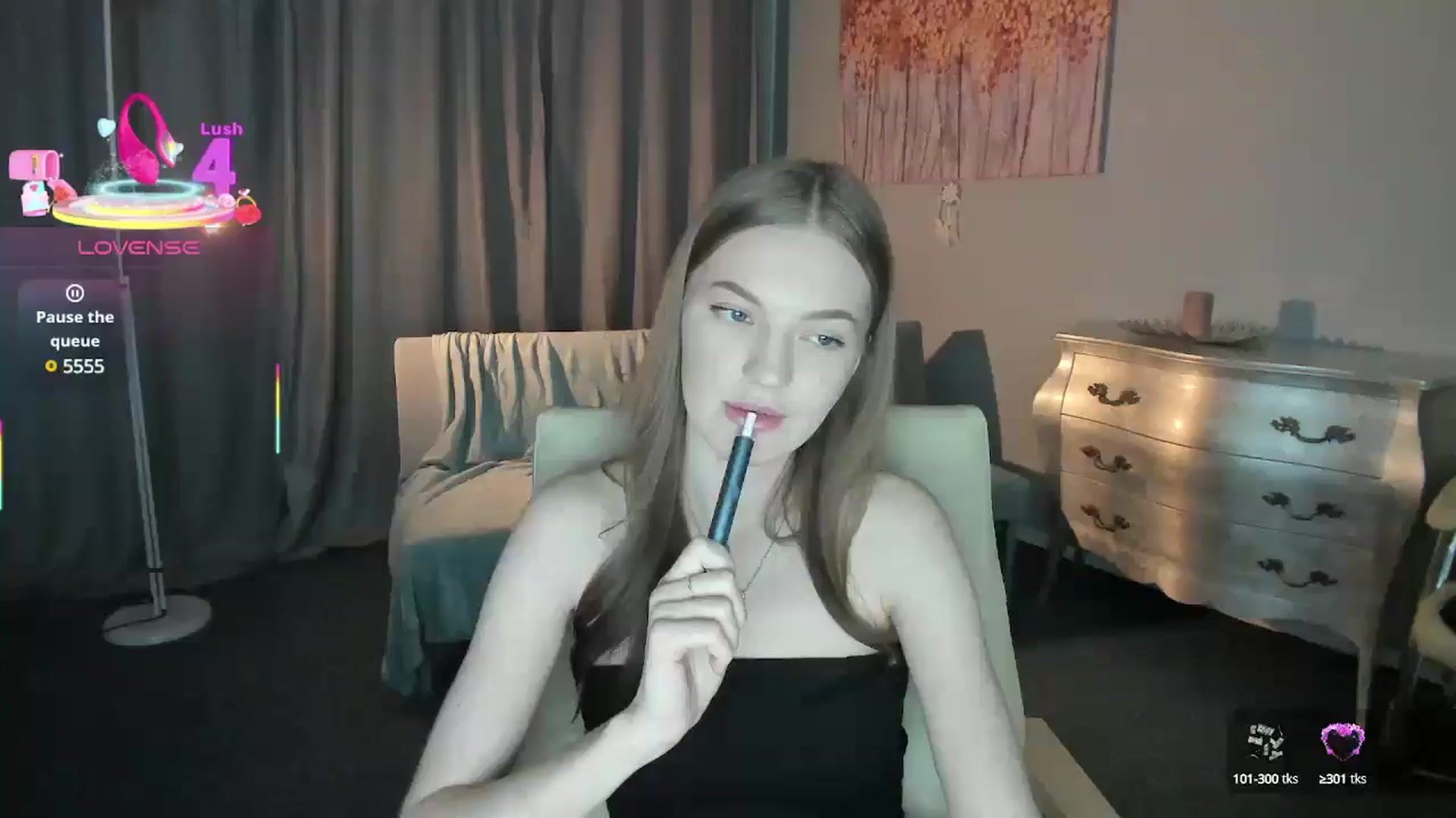 Gallery image thumbnail from AndySky's myfreecams stream on, 02/25/2025, 16:31 image 3 of 20