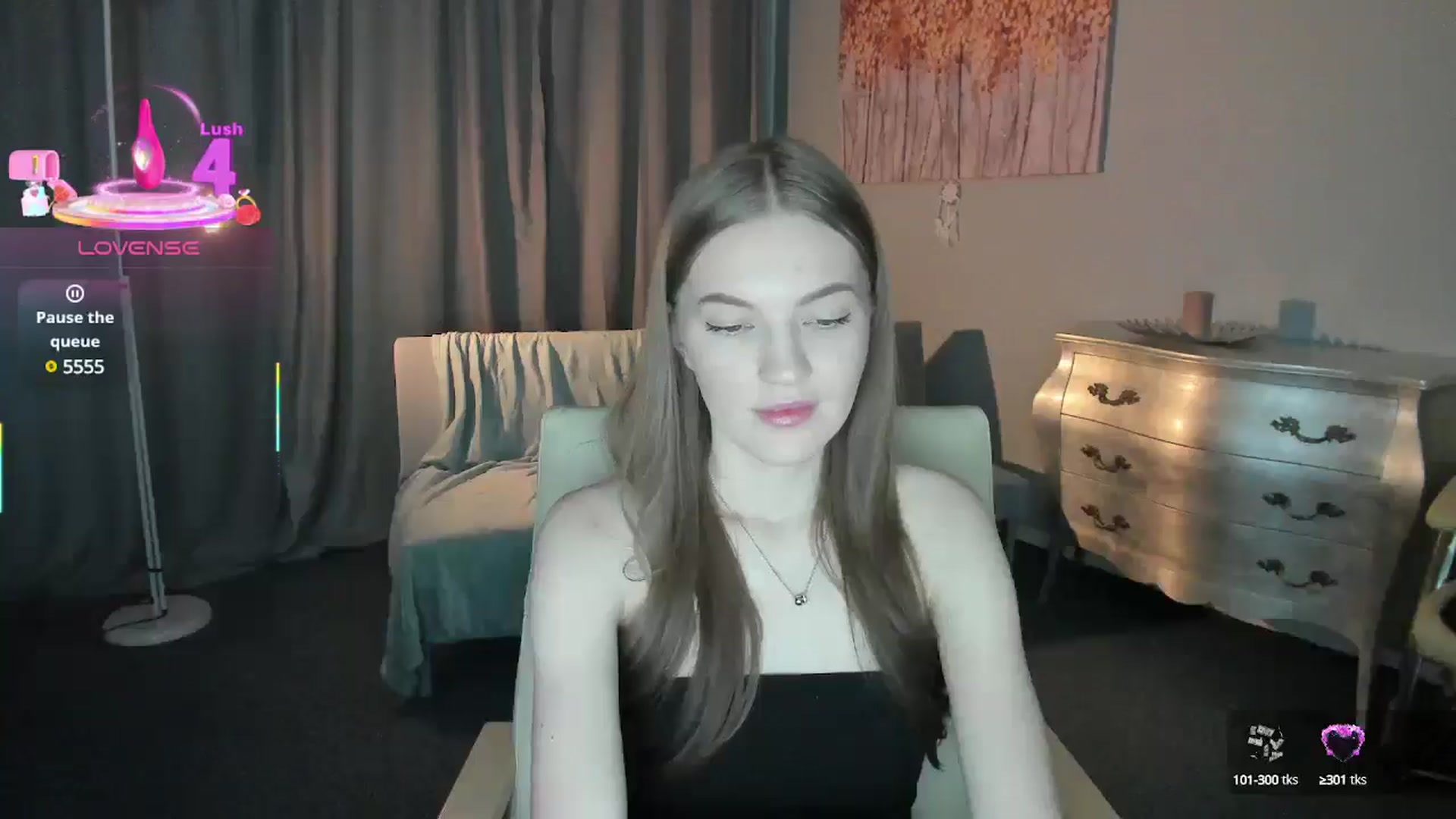 Gallery image thumbnail from AndySky's myfreecams stream on, 02/25/2025, 16:31 image 12 of 20