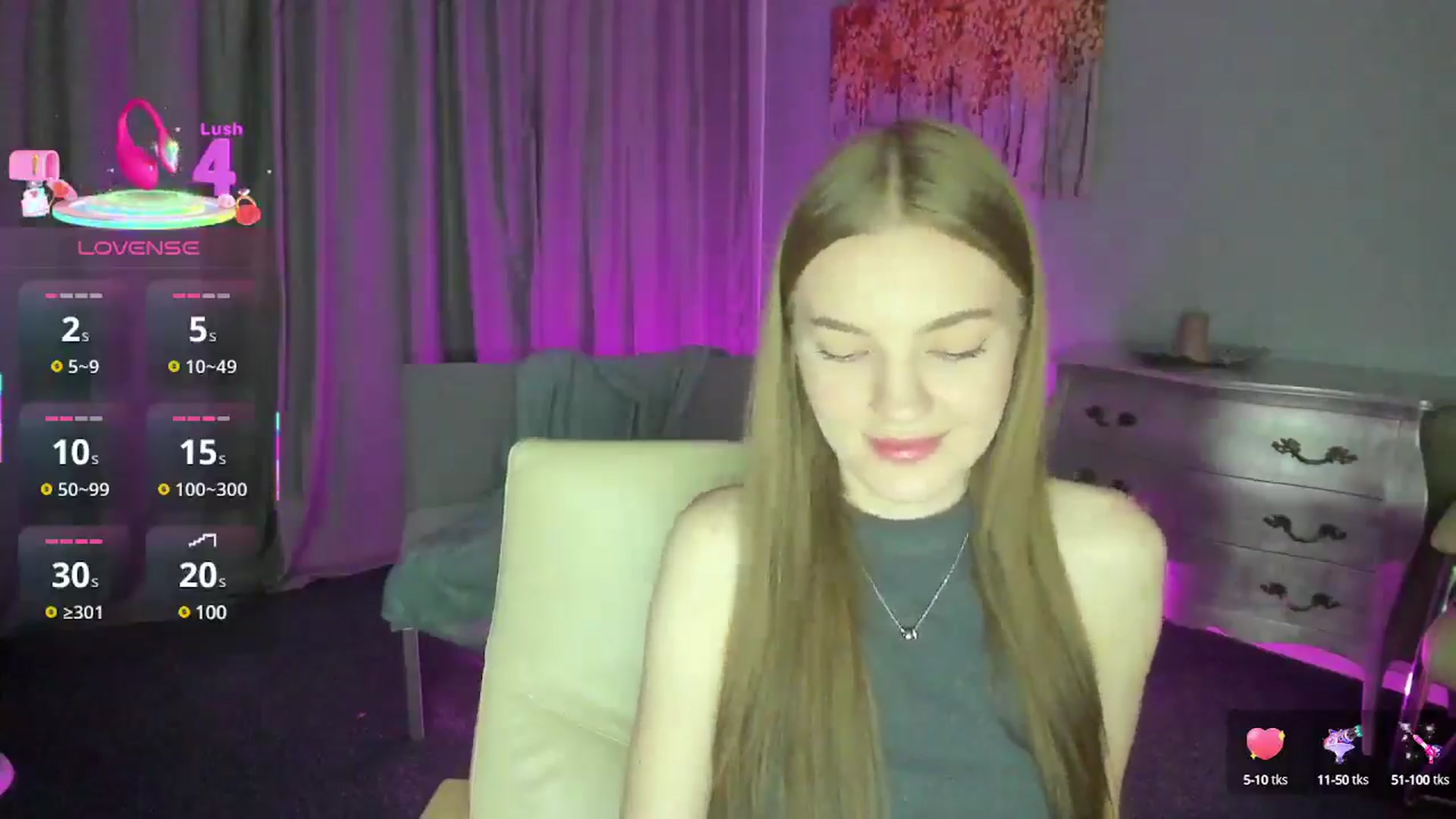 Gallery image thumbnail from AndySky's myfreecams stream on, 02/26/2025, 16:36 image 4 of 20