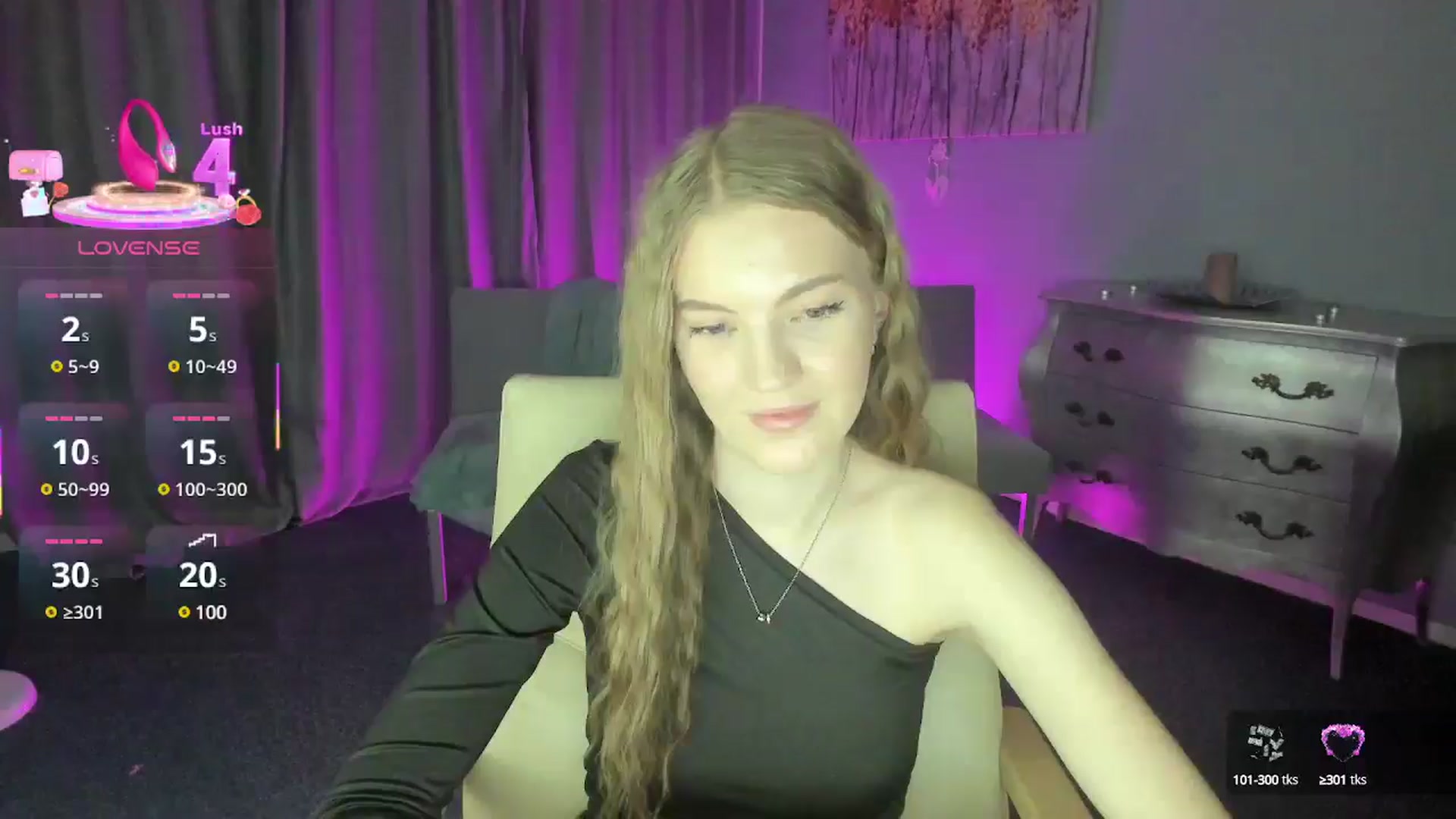 Gallery image thumbnail from AndySky's myfreecams stream on, 03/09/2025, 18:42 image 20 of 20