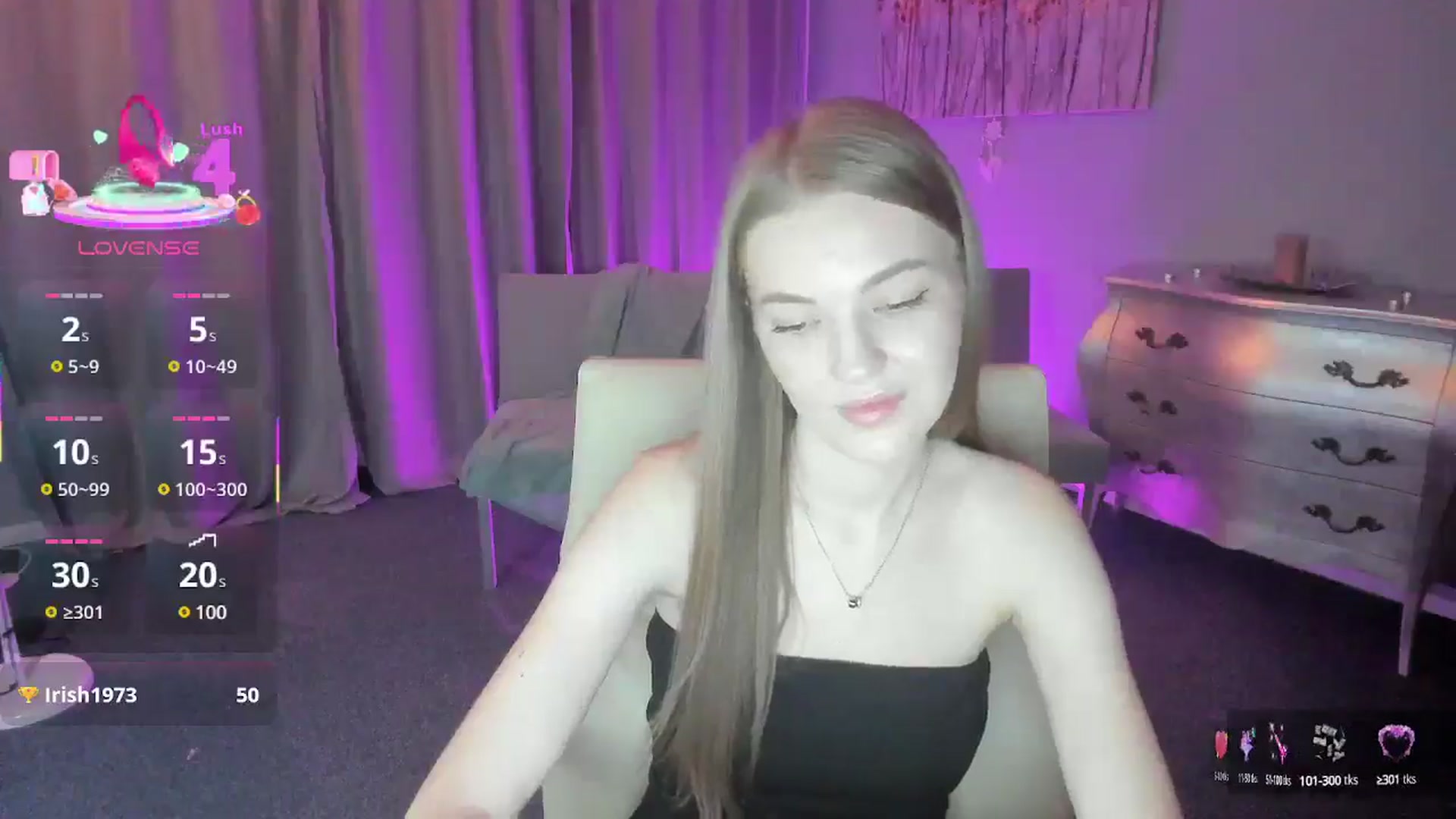 Gallery image thumbnail from AndySky's myfreecams stream on, 03/10/2025, 16:43 image 13 of 20