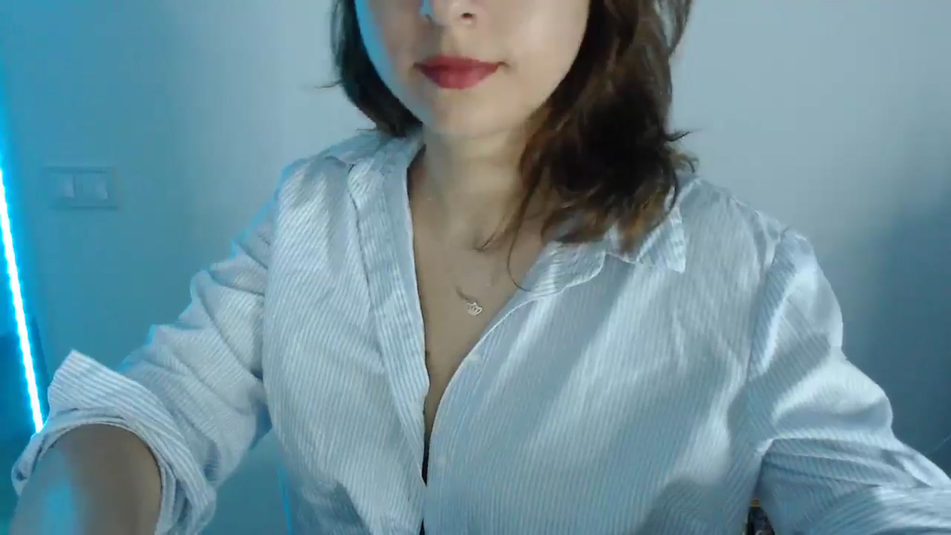 Gallery image thumbnail from Andy_A_'s myfreecams stream on, 10/05/2024, 18:09 image 15 of 20