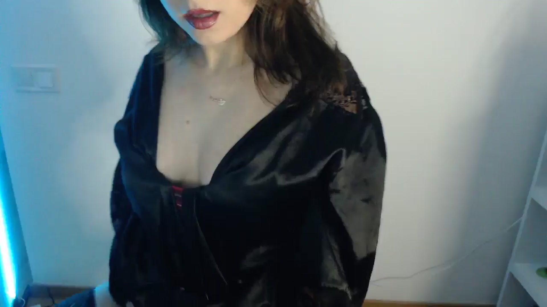 Gallery image thumbnail from Andy_A_'s myfreecams stream on, 11/12/2024, 18:47 image 16 of 20