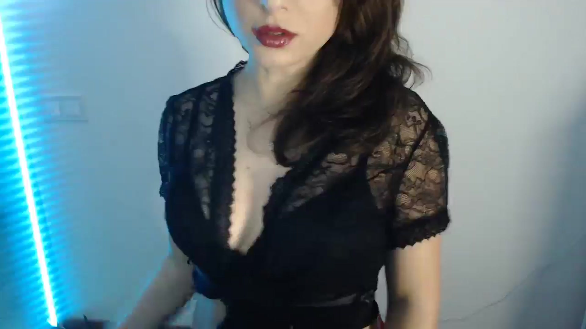 Gallery image thumbnail from Andy_A_'s myfreecams stream on, 12/04/2024, 19:01 image 4 of 20