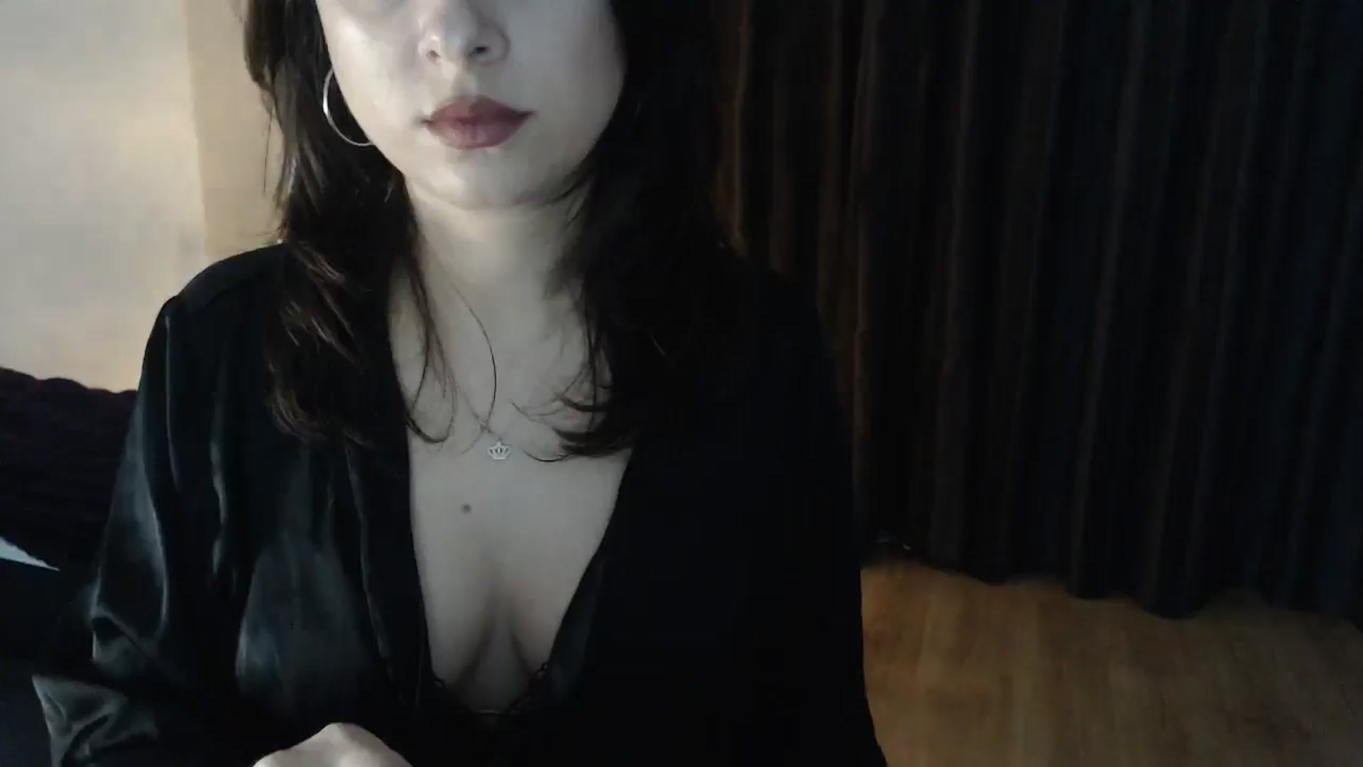 Gallery image thumbnail from Andy_A_'s myfreecams stream on, 12/18/2024, 19:41 image 17 of 20
