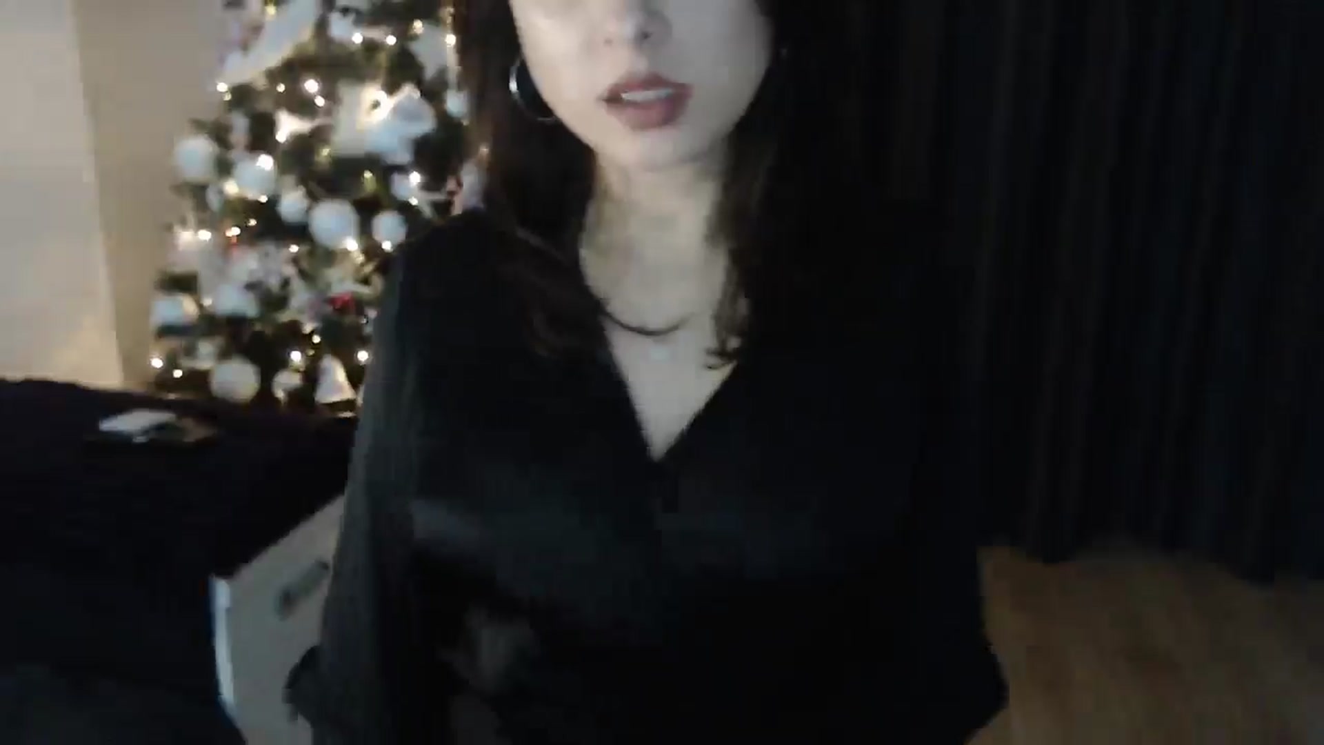 Gallery image thumbnail from Andy_A_'s myfreecams stream on, 12/18/2024, 19:41 image 5 of 20