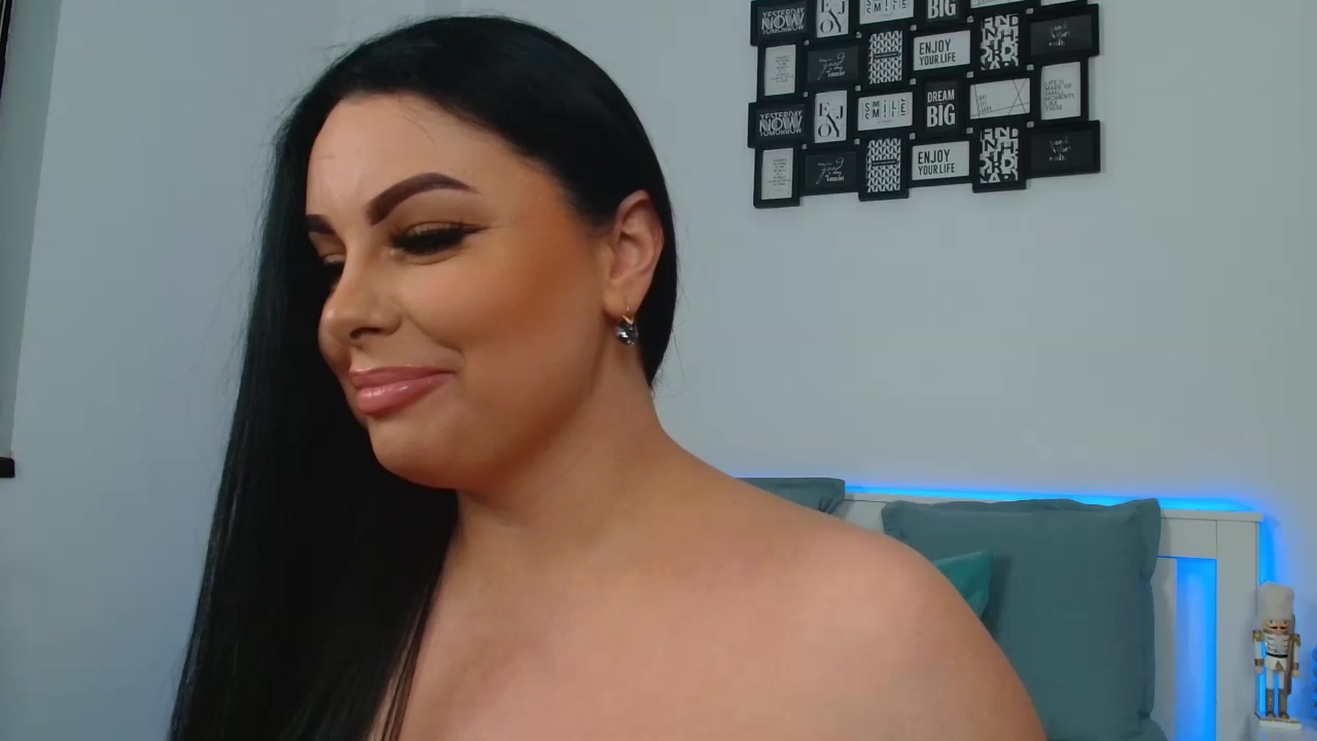 Gallery image thumbnail from Andy_Joy's myfreecams stream on, 12/11/2022, 17:13 image 11 of 20