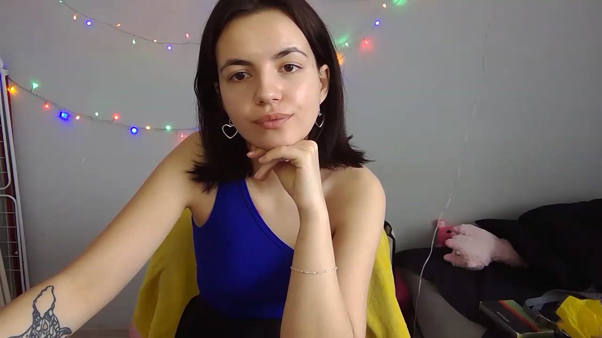 Gallery image thumbnail from Andy_baby's myfreecams stream on, 04/16/2023, 11:37 image 19 of 20