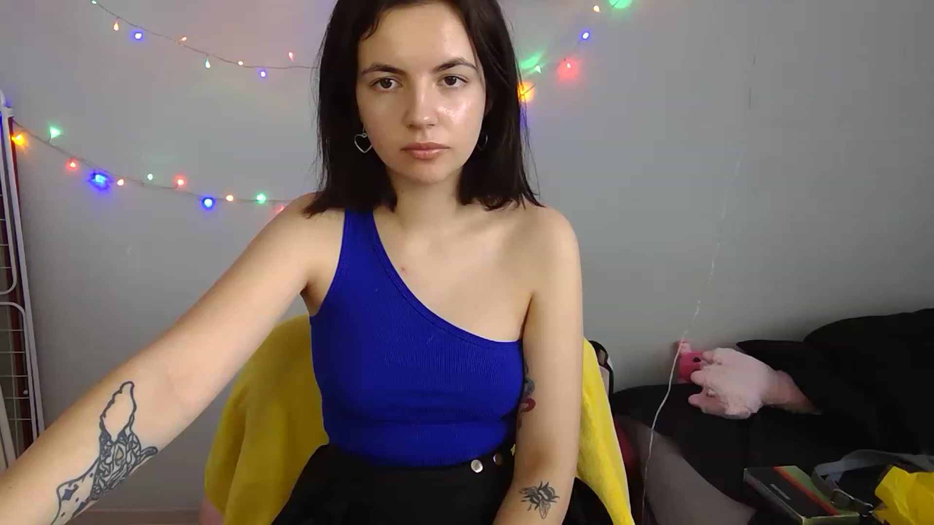 Gallery image thumbnail from Andy_baby's myfreecams stream on, 04/16/2023, 11:37 image 2 of 20