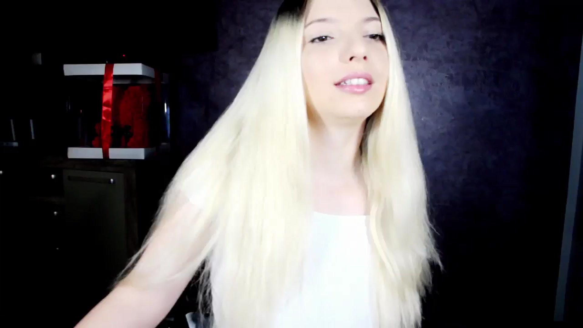 Gallery image thumbnail from Anelie18_'s myfreecams stream on, 11/21/2024, 09:00 image 9 of 20