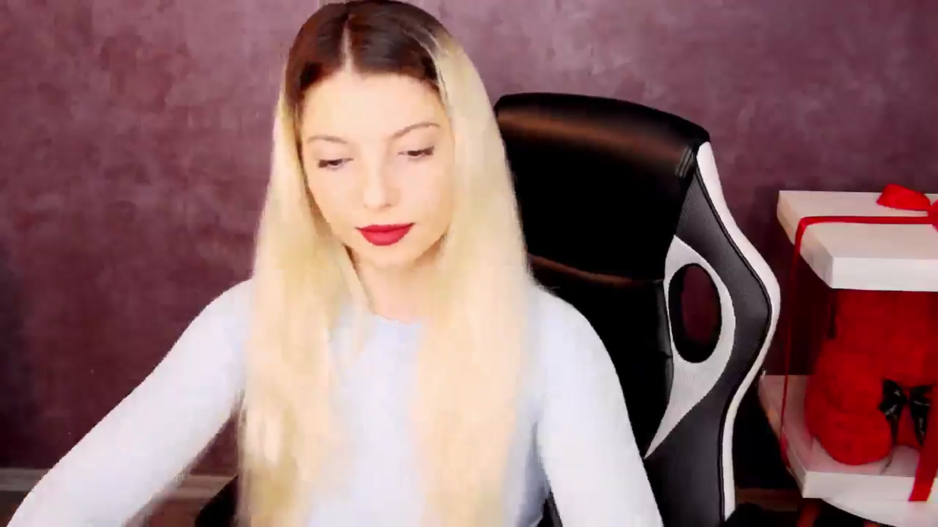 Gallery image thumbnail from Anelie18_'s myfreecams stream on, 11/27/2024, 09:24 image 2 of 20
