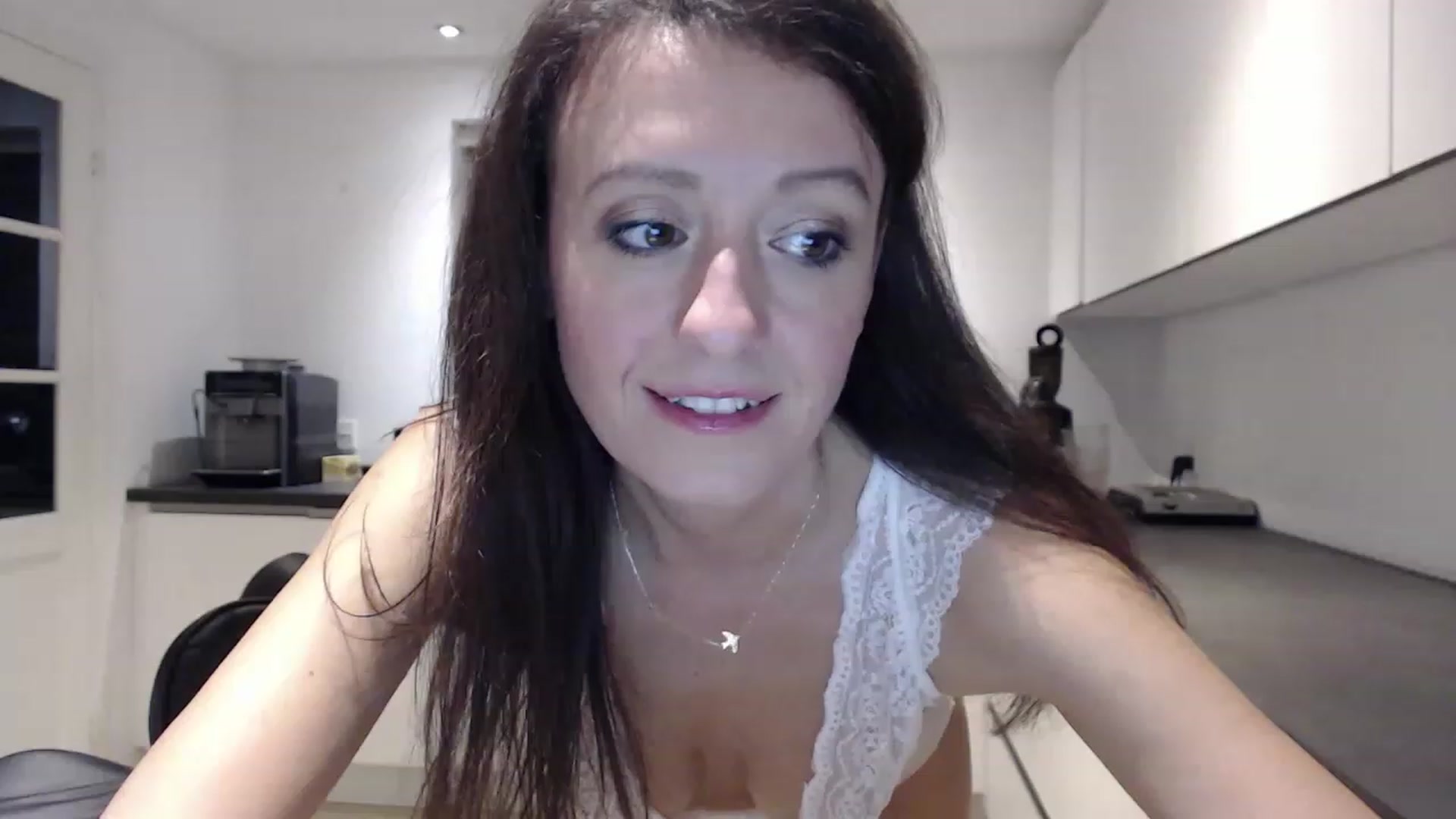 Gallery image thumbnail from Anelly's myfreecams stream on, 11/26/2022, 02:30 image 9 of 20
