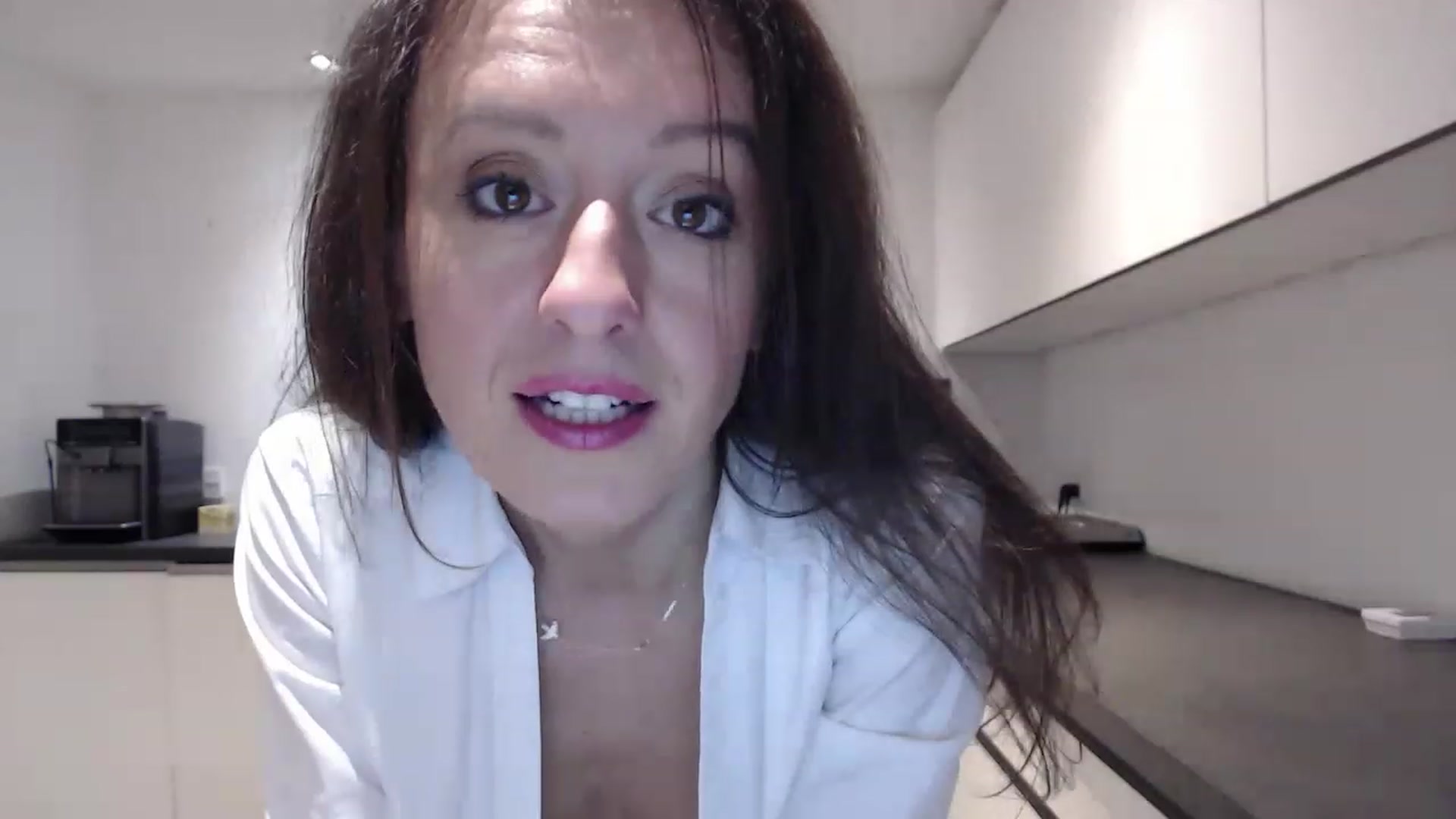 Gallery image thumbnail from Anelly's myfreecams stream on, 11/27/2022, 02:34 image 17 of 20