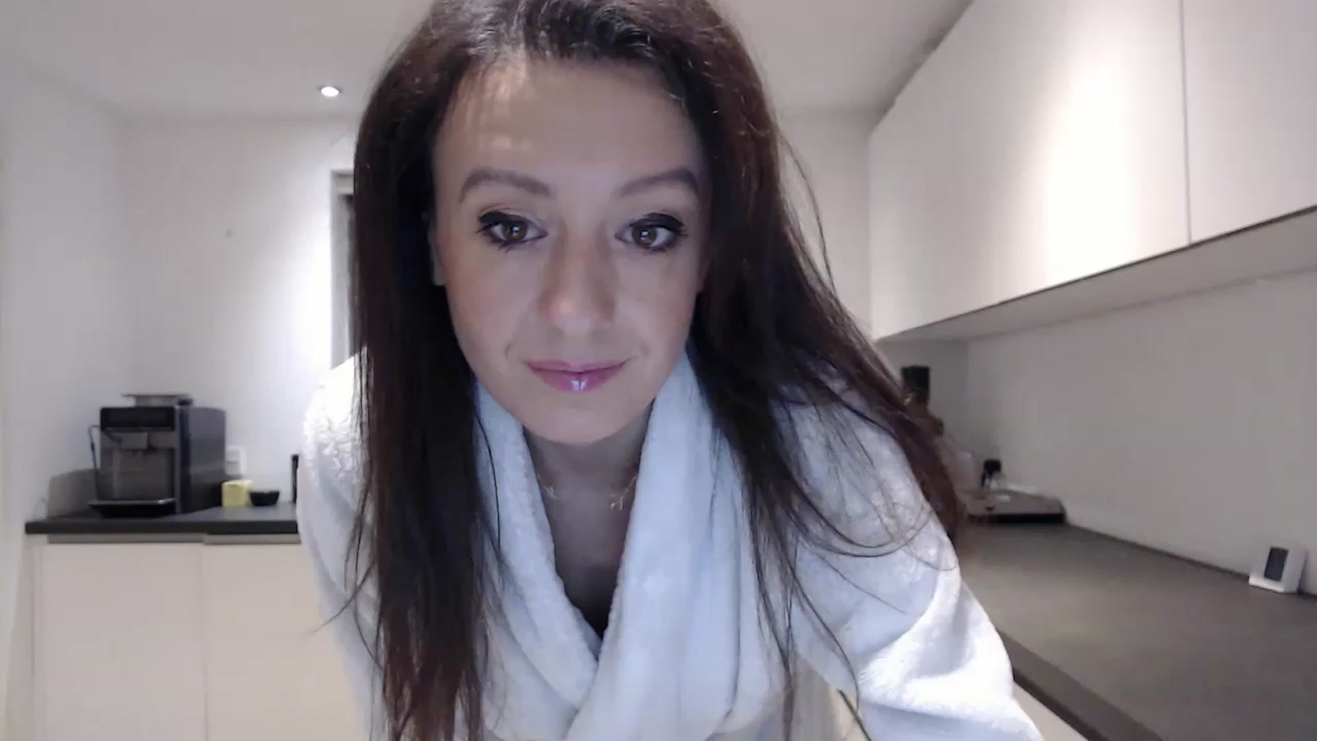 Gallery image thumbnail from Anelly's myfreecams stream on, 12/11/2022, 01:10 image 3 of 20
