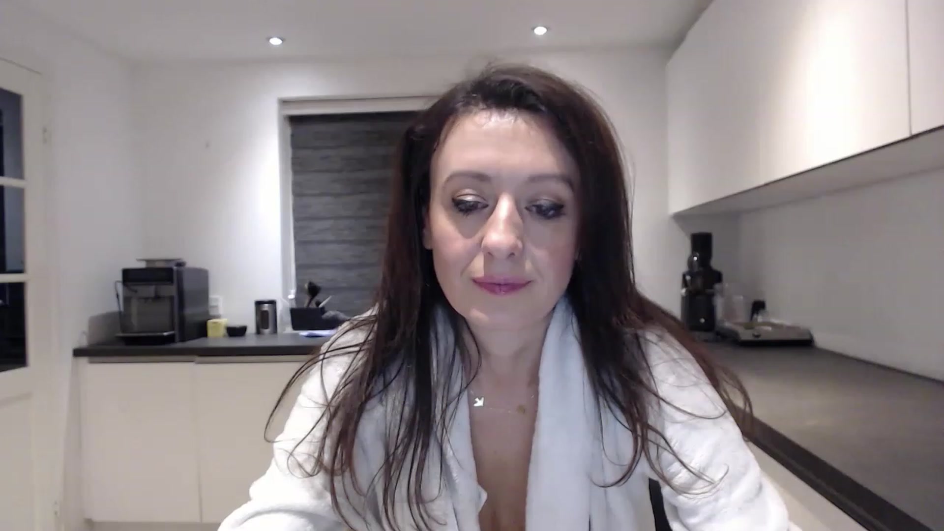Gallery image thumbnail from Anelly's myfreecams stream on, 12/11/2022, 01:39 image 7 of 20