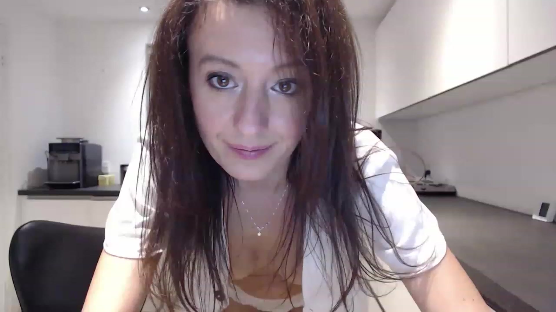 Gallery image thumbnail from Anelly's myfreecams stream on, 12/24/2022, 01:59 image 3 of 20