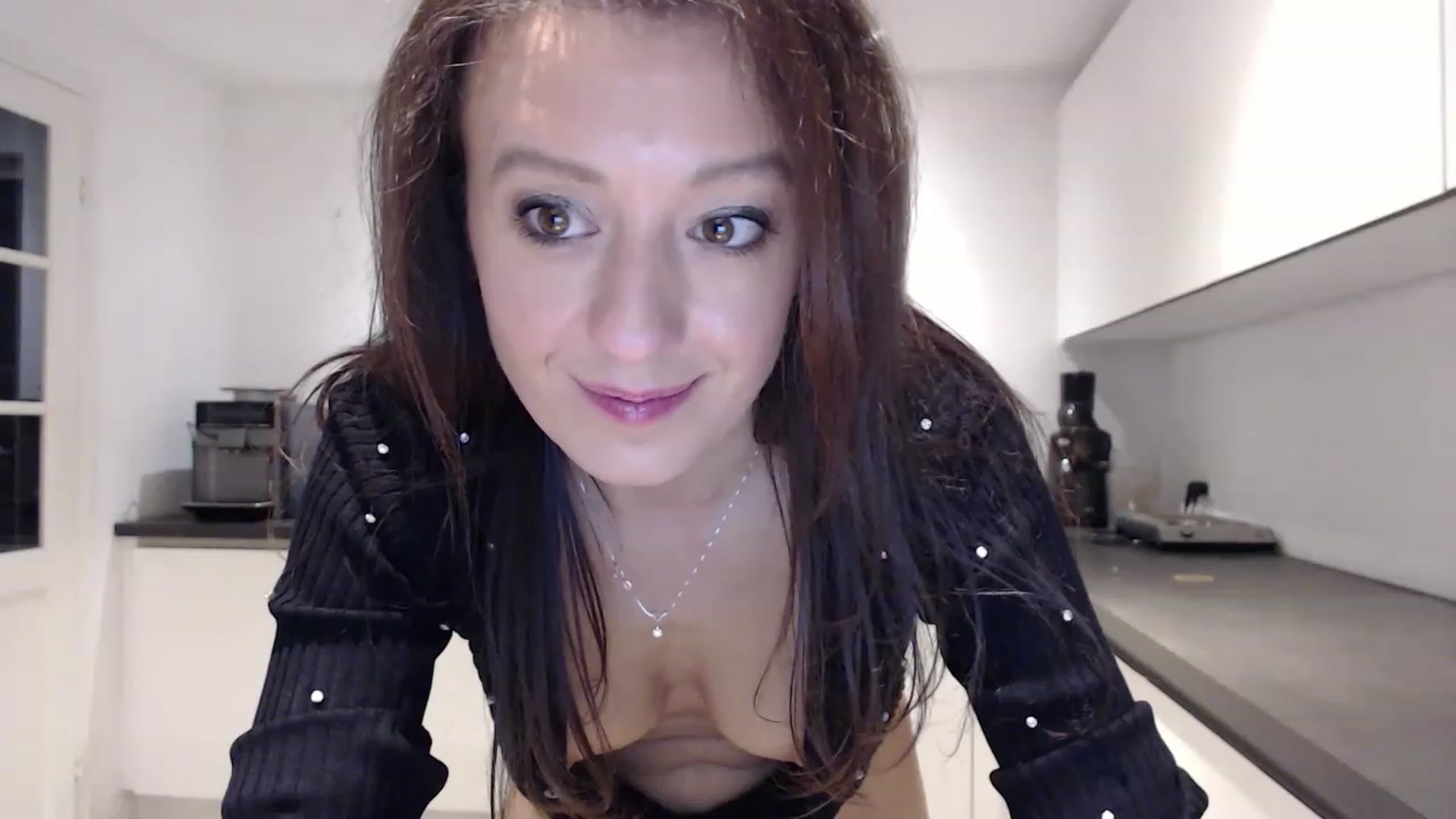Gallery image thumbnail from Anelly's myfreecams stream on, 01/08/2023, 02:31 image 3 of 20