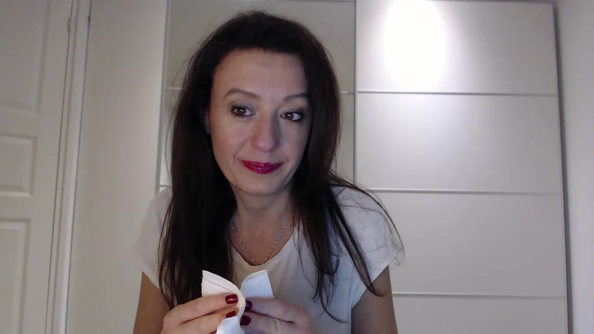Gallery image thumbnail from Anelly's myfreecams stream on, 01/08/2023, 21:35 image 2 of 20