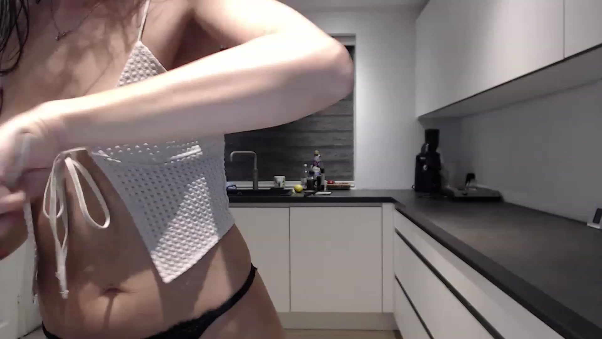 Gallery image thumbnail from Anelly's myfreecams stream on, 01/14/2023, 02:05 image 13 of 20