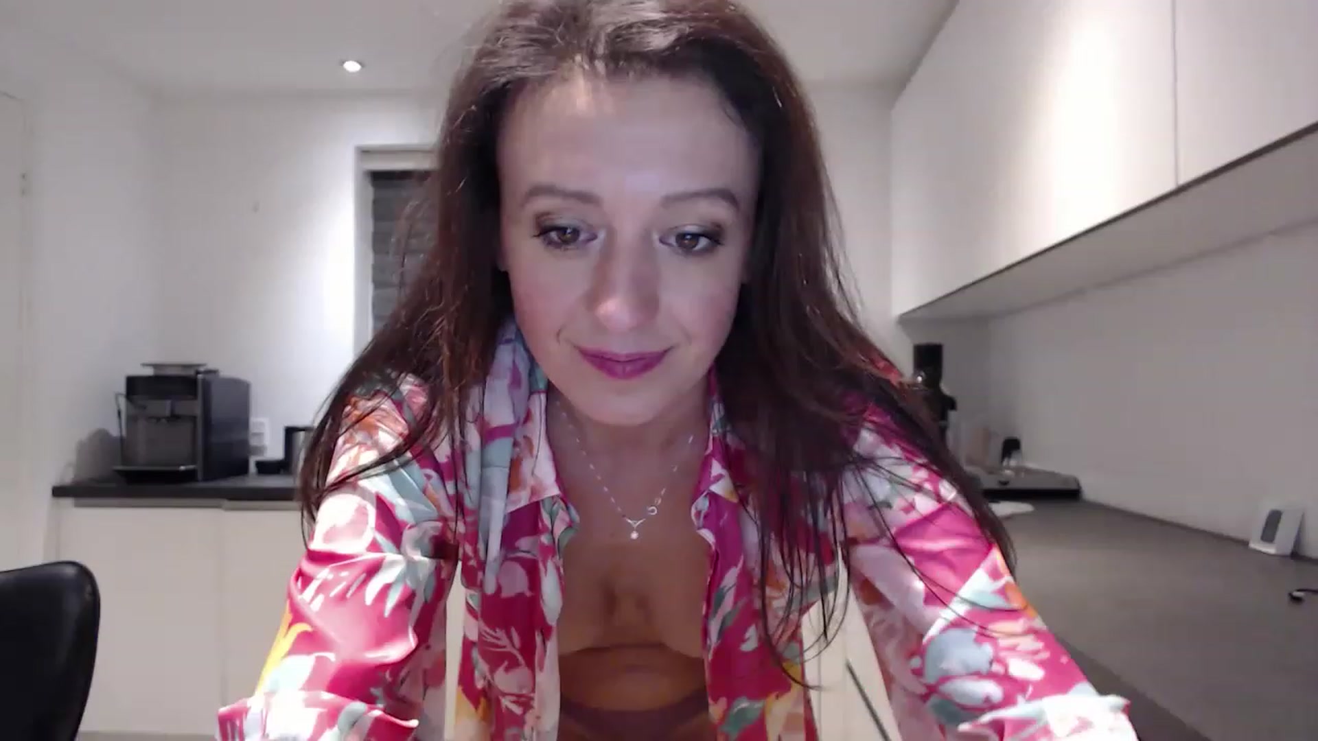 Gallery image thumbnail from Anelly's myfreecams stream on, 01/22/2023, 02:00 image 19 of 20