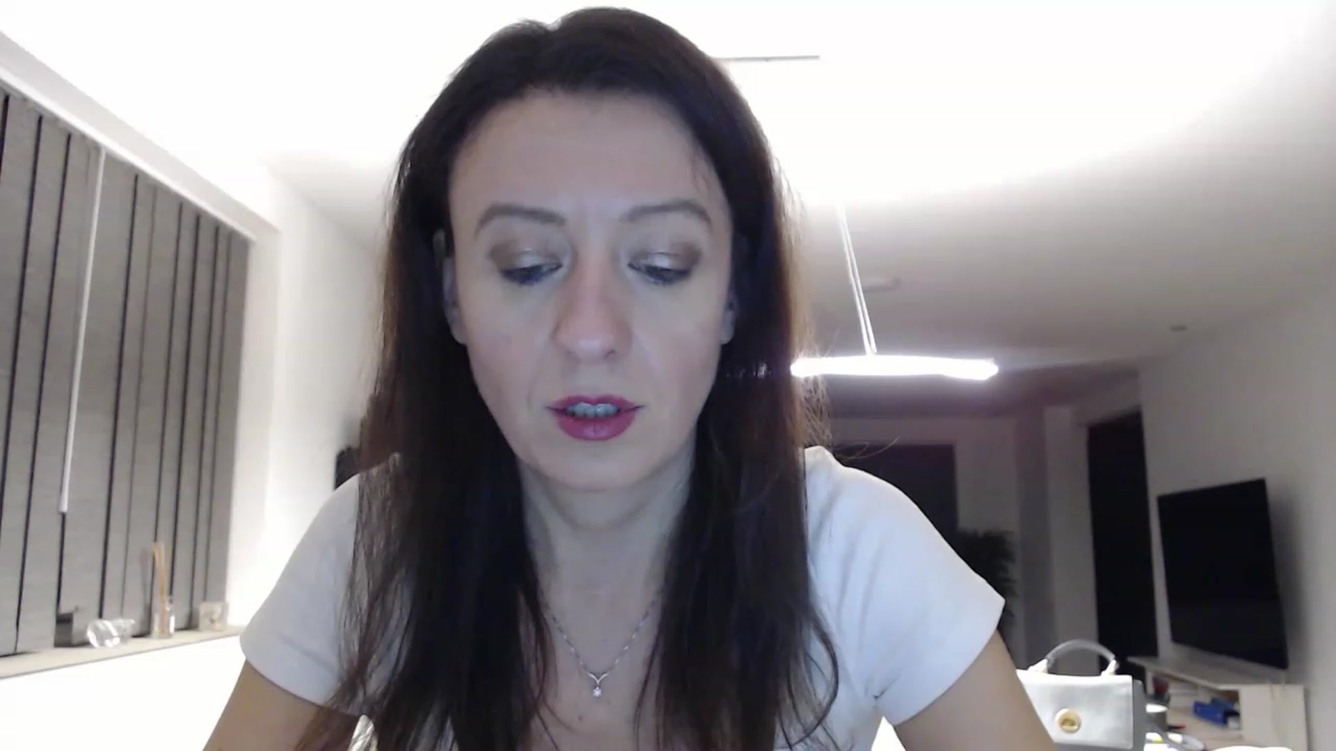 Gallery image thumbnail from Anelly's myfreecams stream on, 02/04/2023, 23:39 image 5 of 20