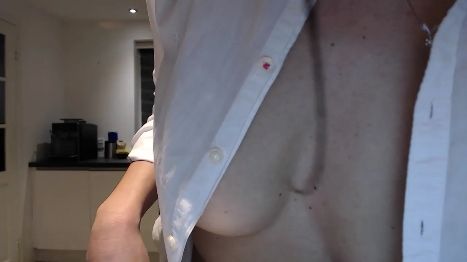 Gallery image thumbnail from Anelly's myfreecams stream on, 02/12/2023, 02:49 image 1 of 20