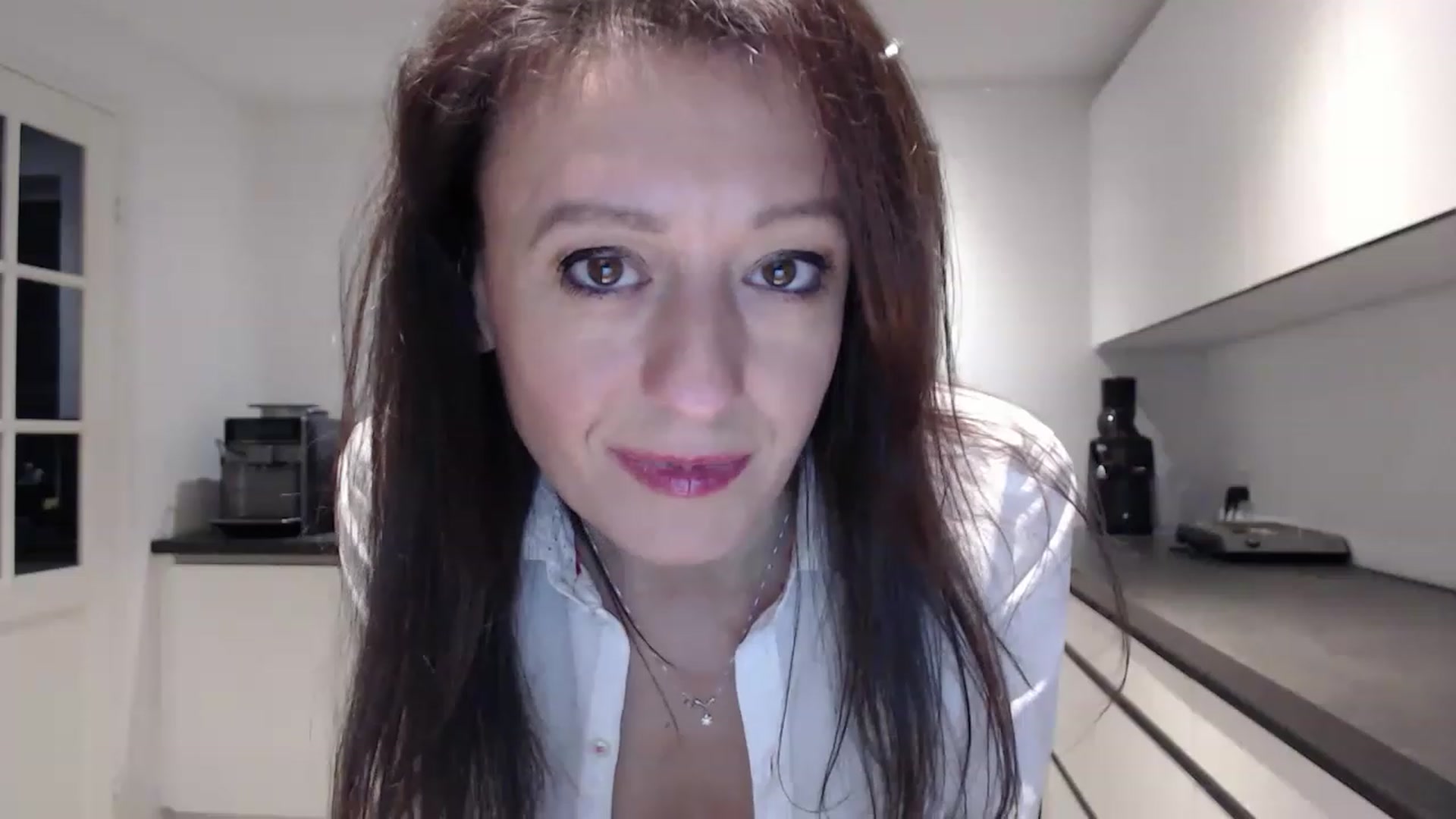 Gallery image thumbnail from Anelly's myfreecams stream on, 02/12/2023, 02:49 image 14 of 20