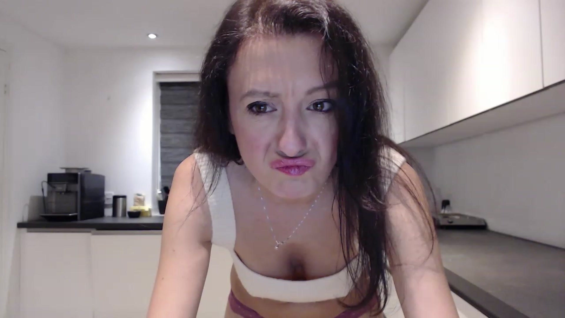 Gallery image thumbnail from Anelly's myfreecams stream on, 02/18/2023, 23:27 image 5 of 20