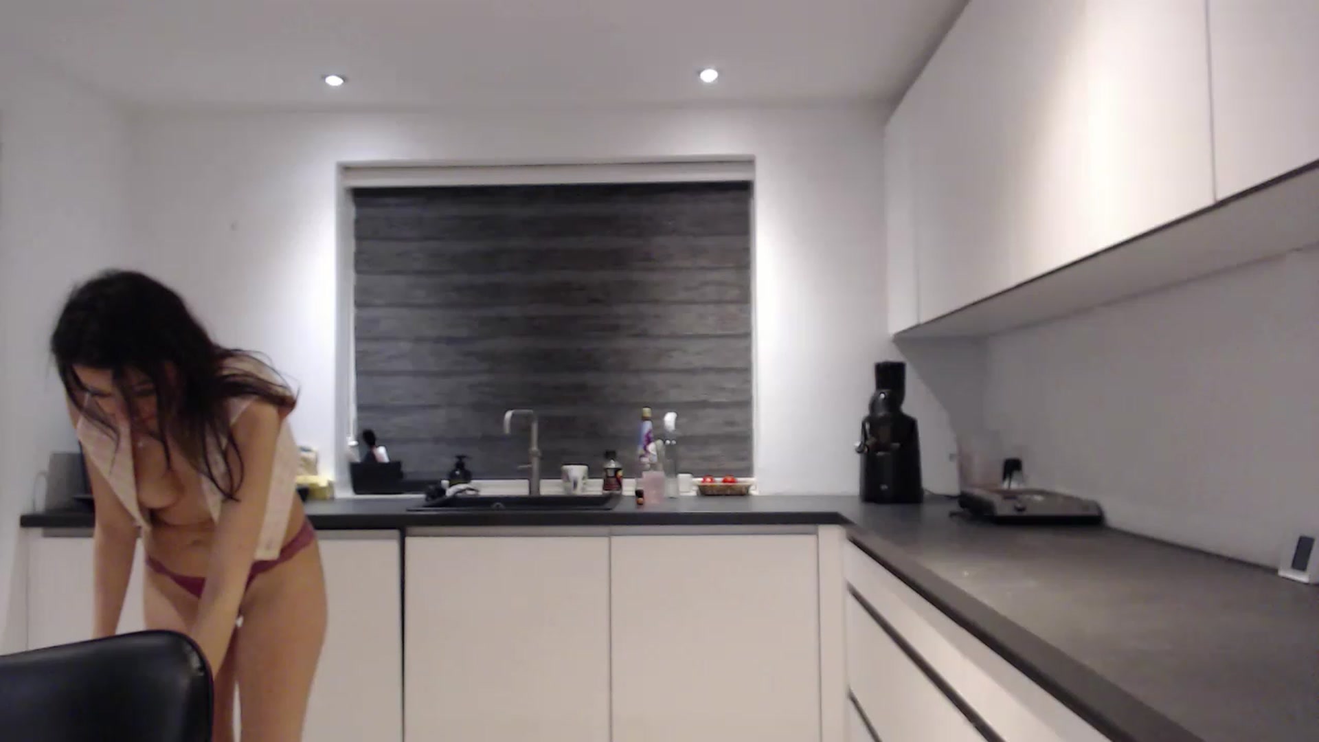 Gallery image thumbnail from Anelly's myfreecams stream on, 02/19/2023, 24:01 image 19 of 20