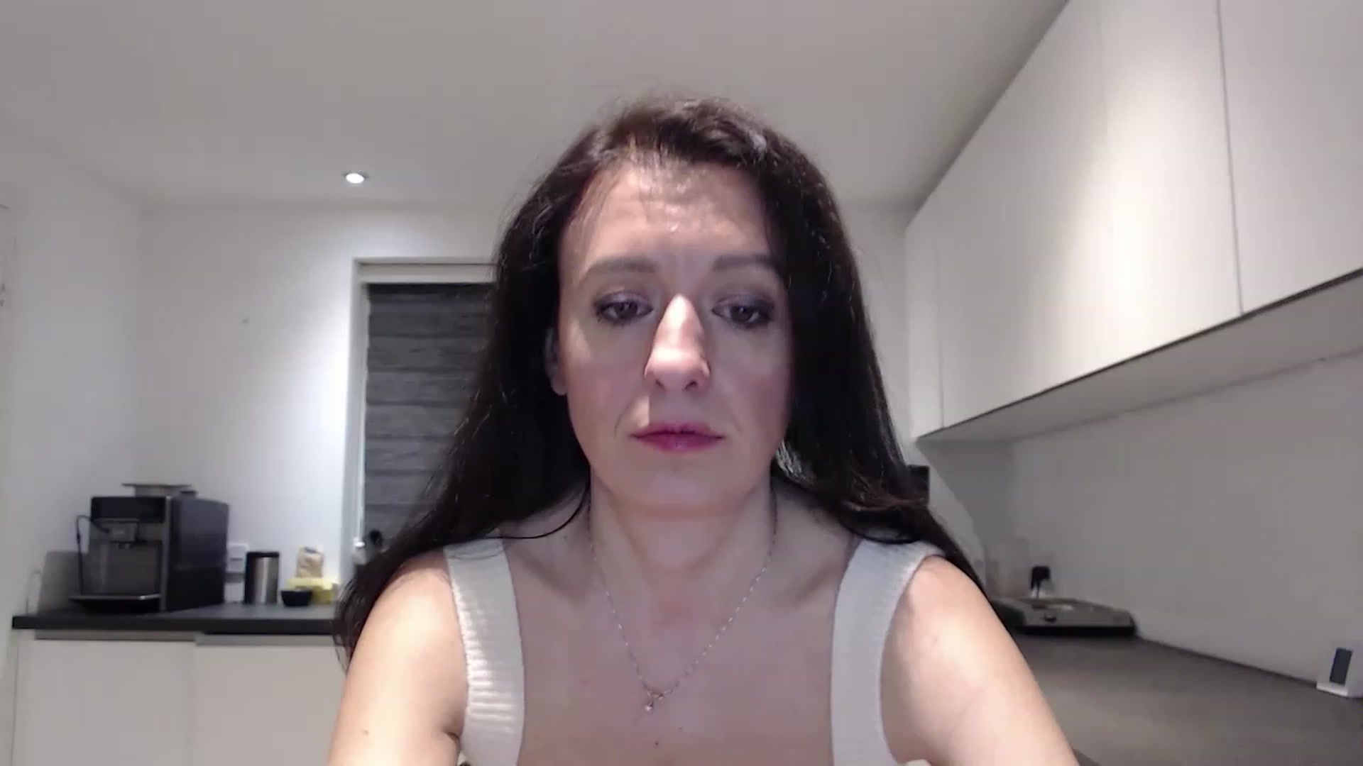 Gallery image thumbnail from Anelly's myfreecams stream on, 02/19/2023, 02:21 image 14 of 20
