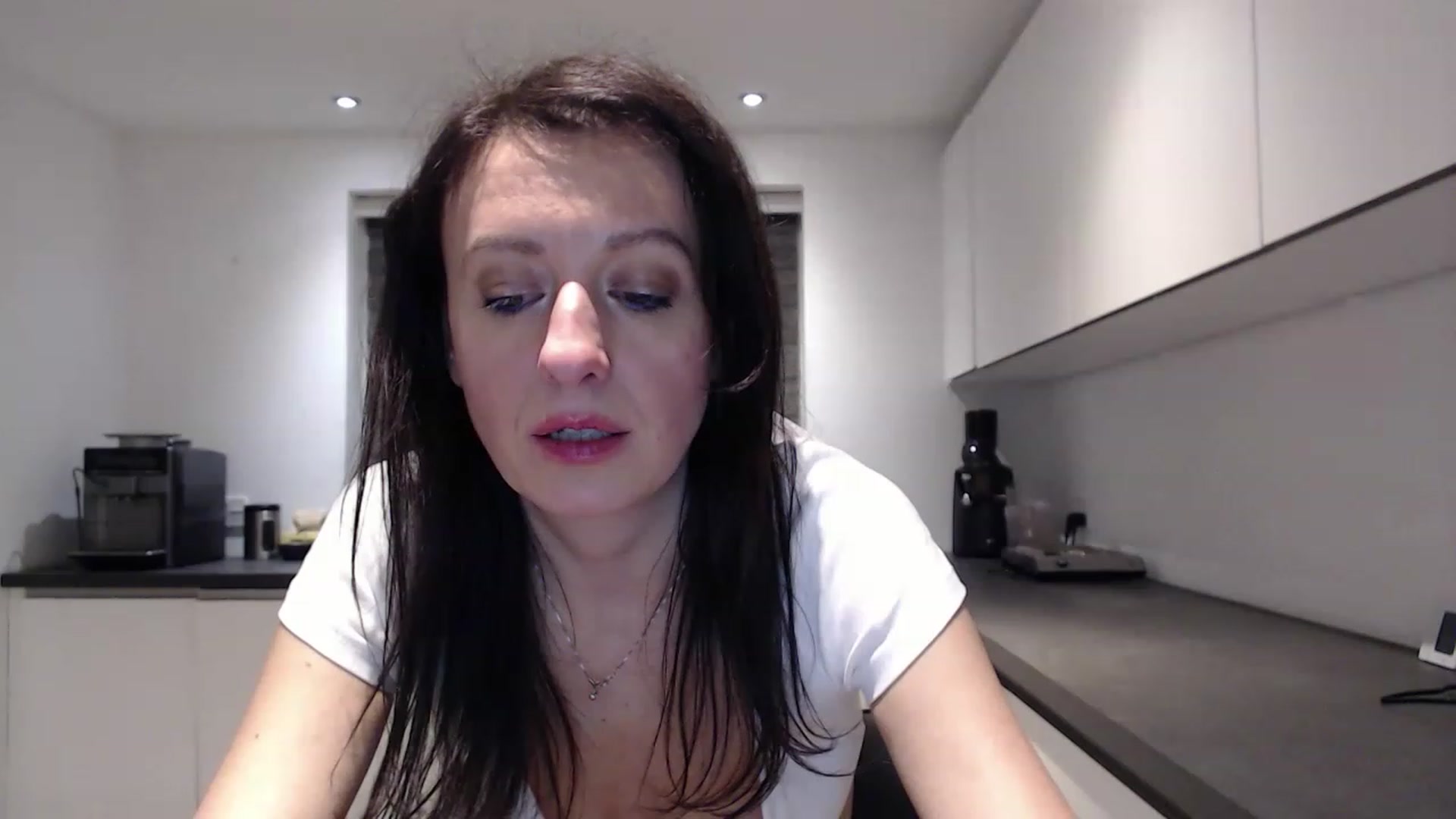 Gallery image thumbnail from Anelly's myfreecams stream on, 02/26/2023, 02:33 image 18 of 20