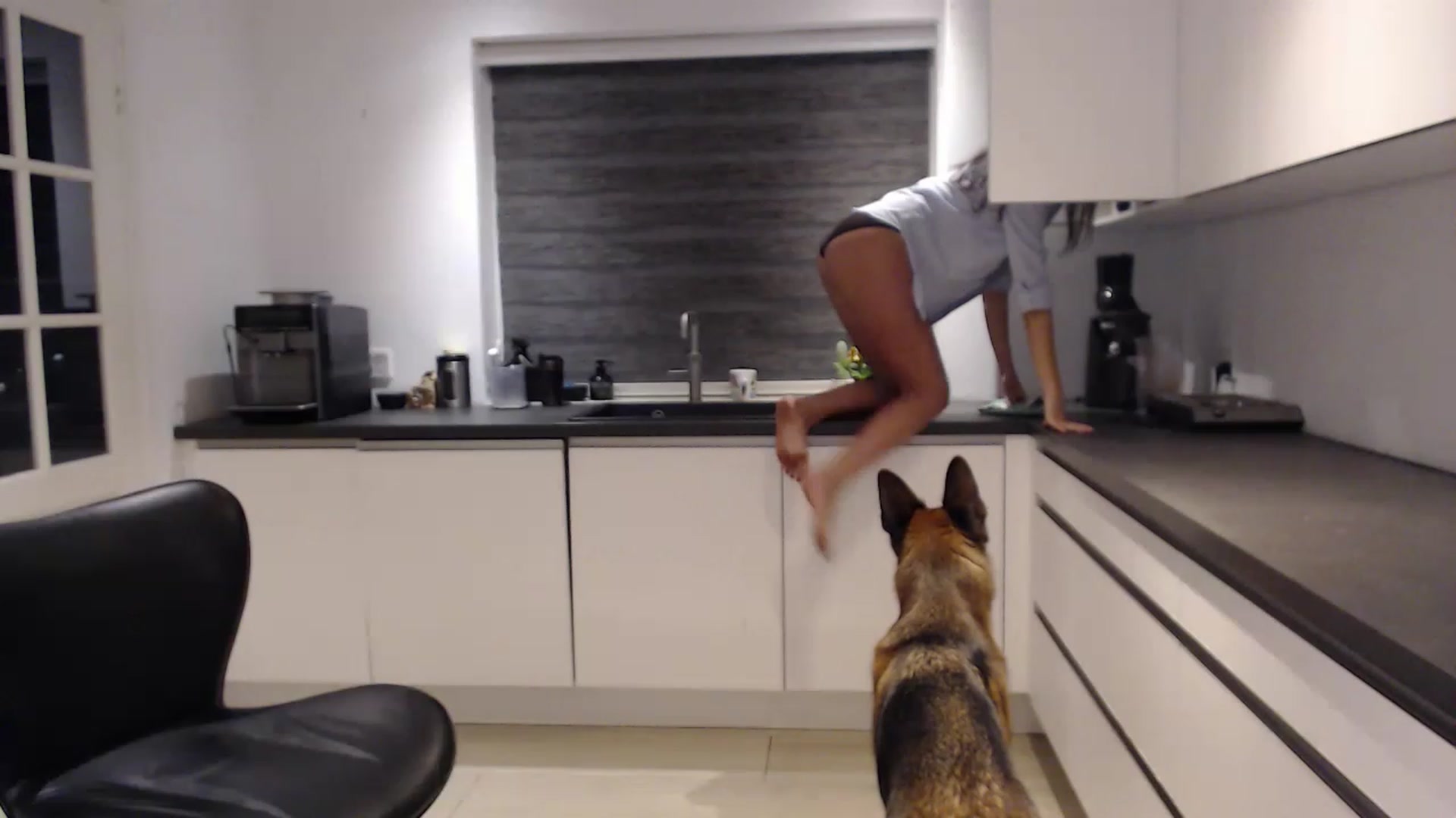 Gallery image thumbnail from Anelly's myfreecams stream on, 03/26/2023, 02:19 image 7 of 20