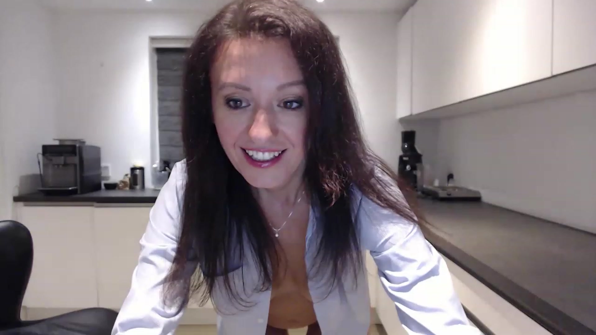 Gallery image thumbnail from Anelly's myfreecams stream on, 03/26/2023, 02:19 image 8 of 20