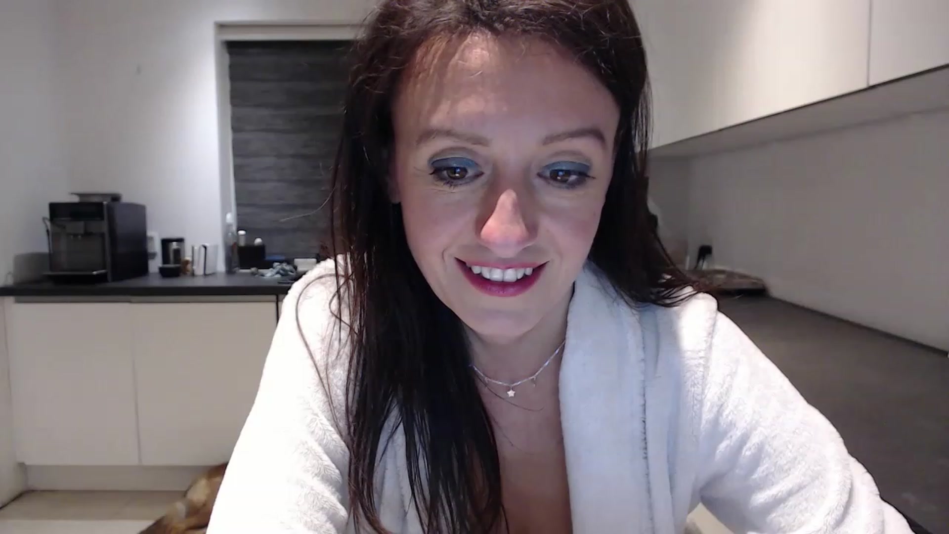Gallery image thumbnail from Anelly's myfreecams stream on, 04/08/2023, 01:37 image 16 of 20