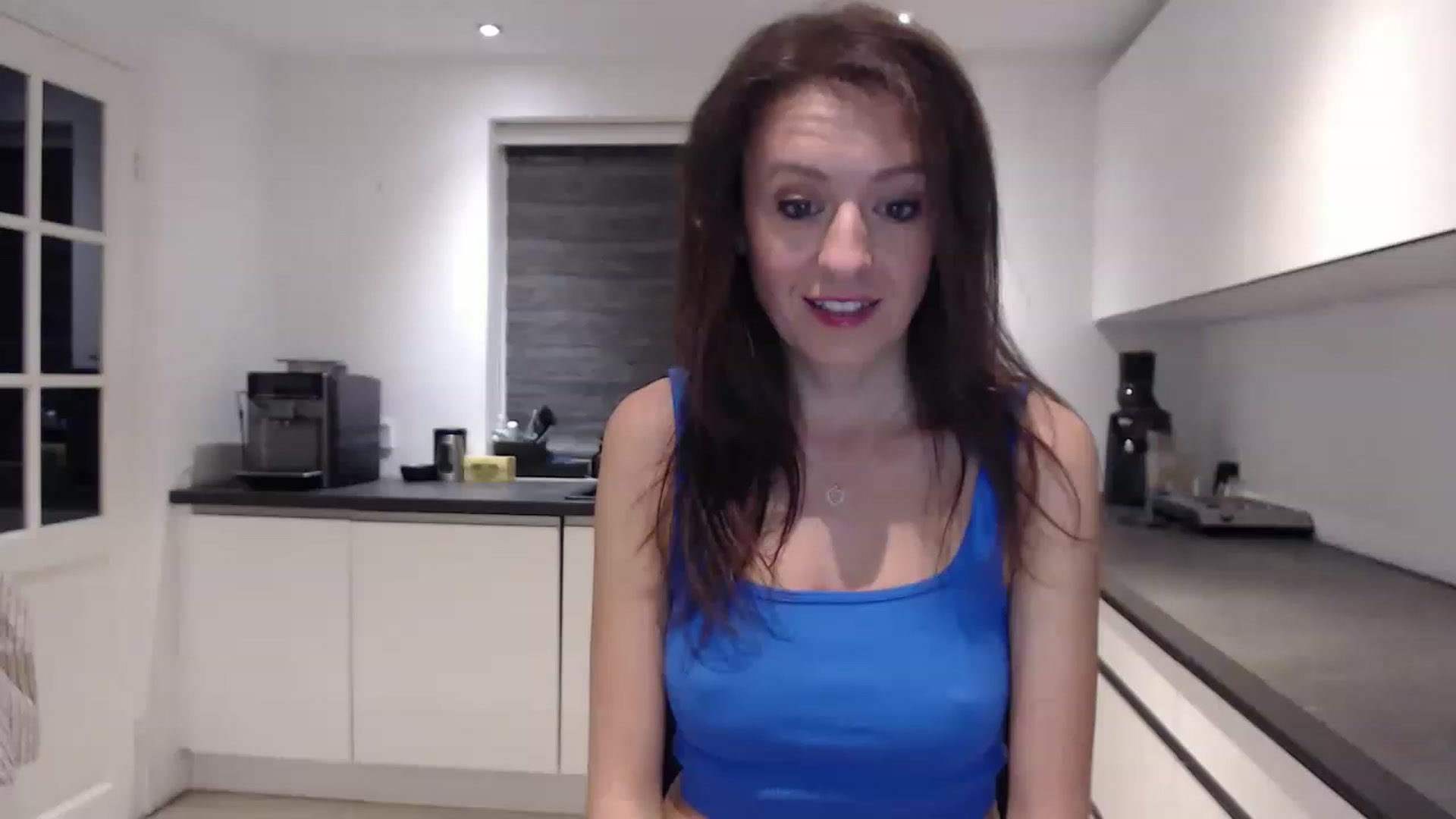 Gallery image thumbnail from Anelly's myfreecams stream on, 04/22/2023, 23:47 image 10 of 20