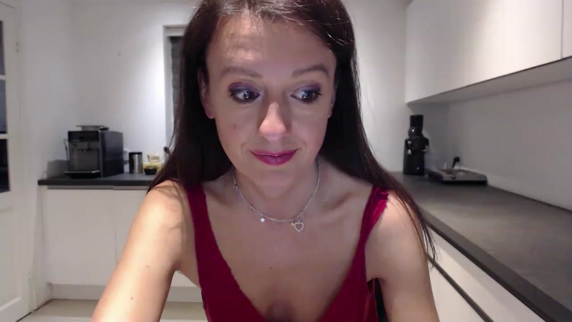 Gallery image thumbnail from Anelly's myfreecams stream on, 04/30/2023, 01:55 image 8 of 20