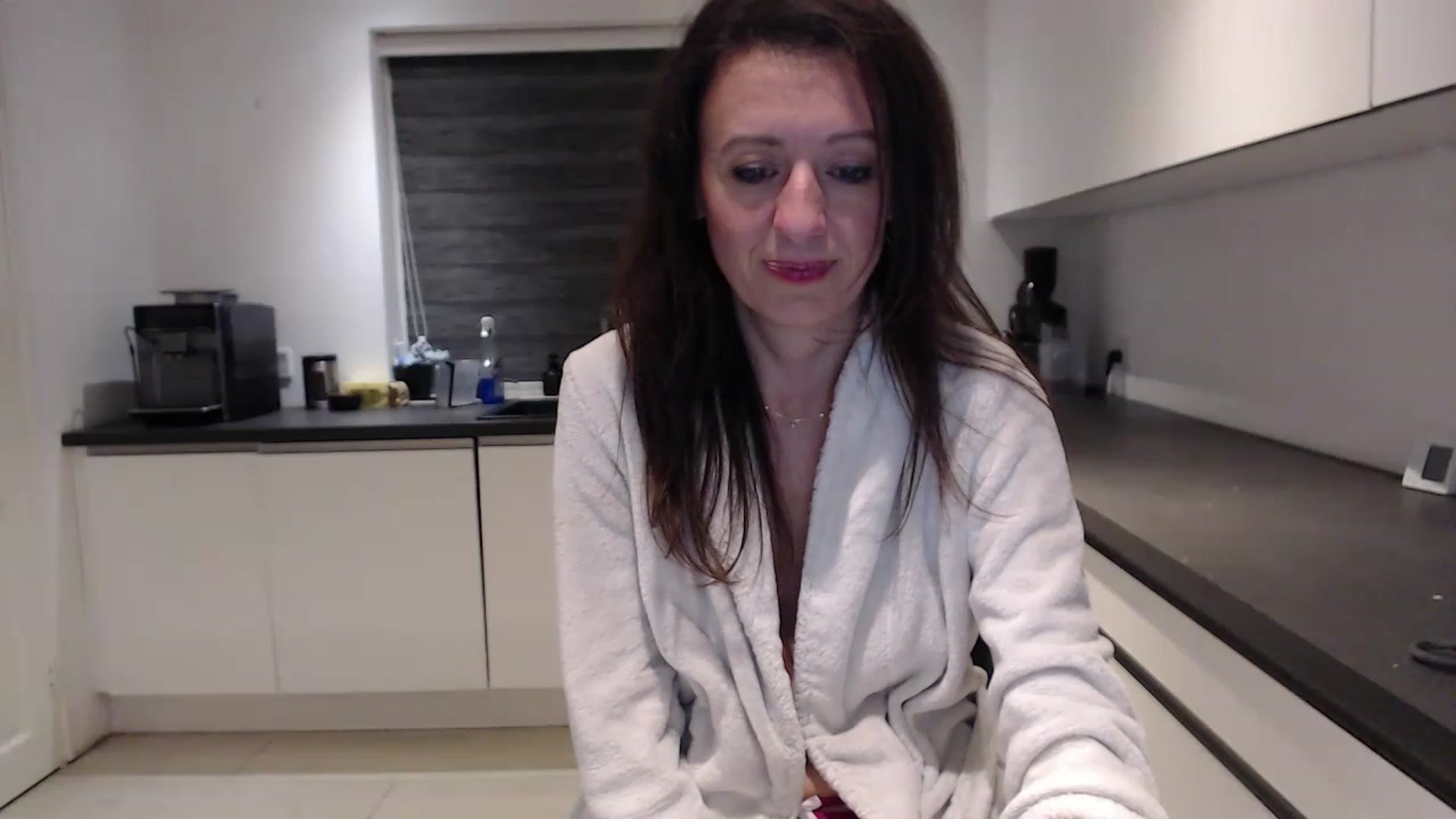 Gallery image thumbnail from Anelly's myfreecams stream on, 05/07/2023, 02:04 image 19 of 20