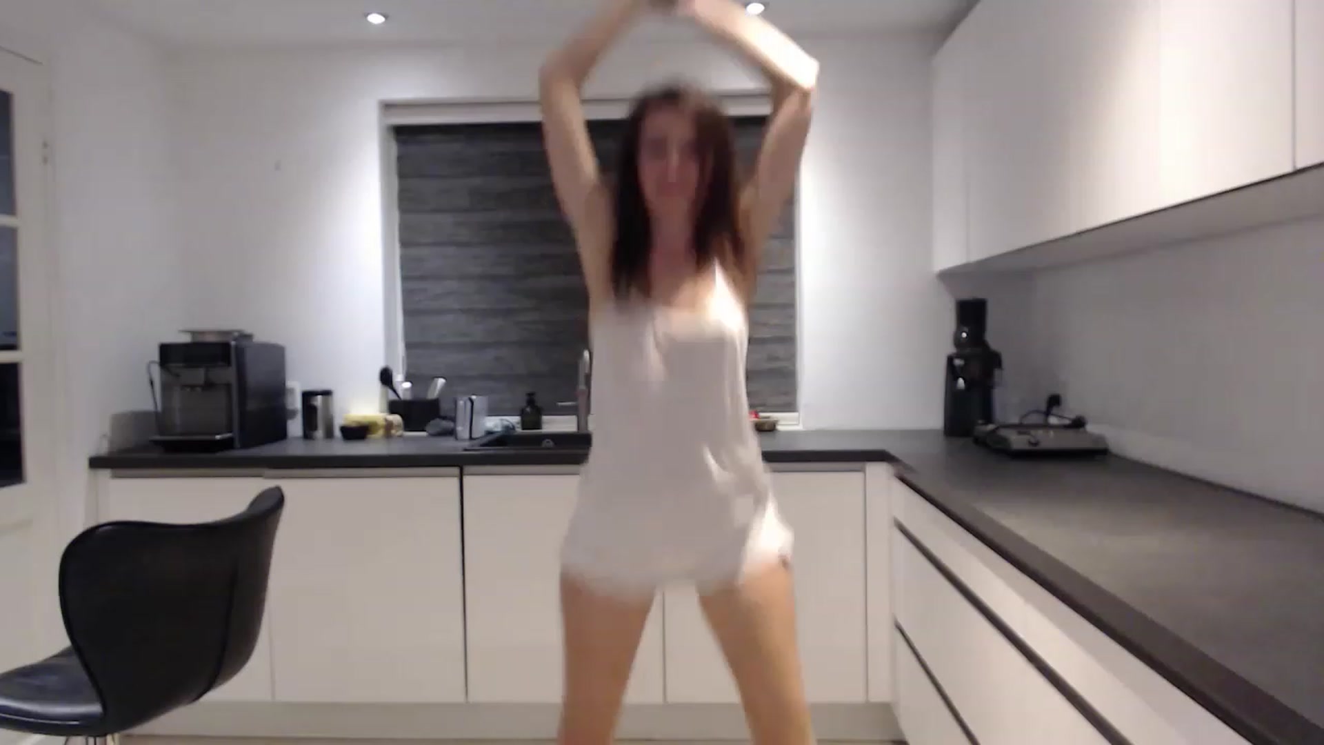 Gallery image thumbnail from Anelly's myfreecams stream on, 05/13/2023, 24:56 image 11 of 20