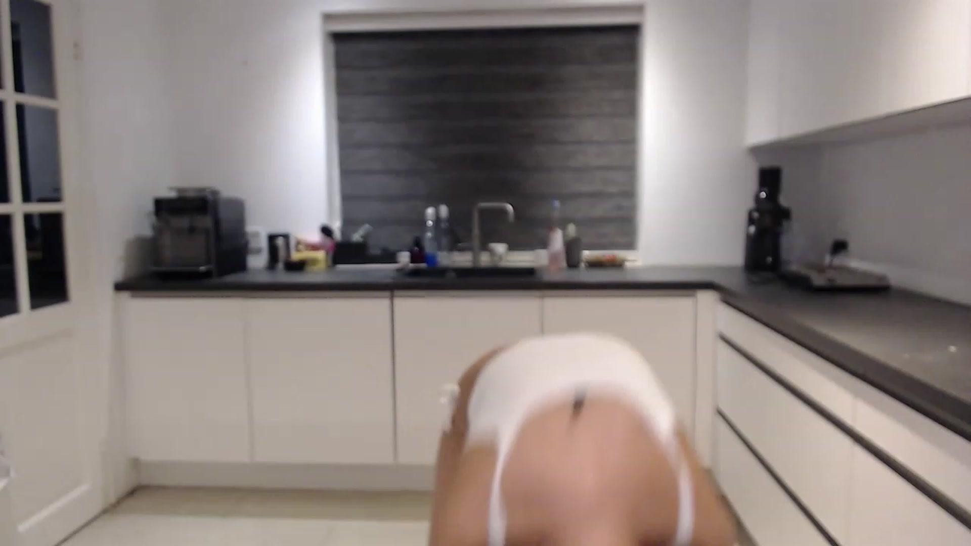 Gallery image thumbnail from Anelly's myfreecams stream on, 06/02/2023, 23:46 image 6 of 20