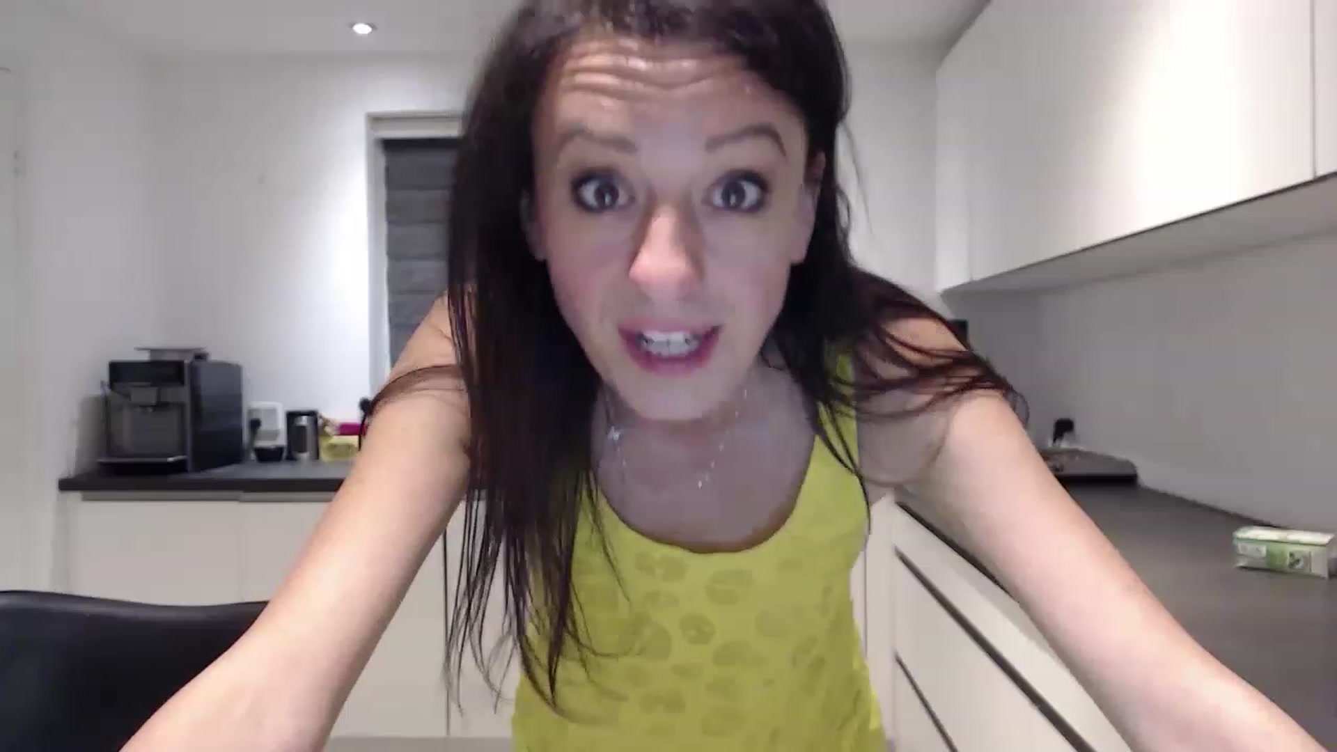 Gallery image thumbnail from Anelly's myfreecams stream on, 06/04/2023, 24:42 image 19 of 20