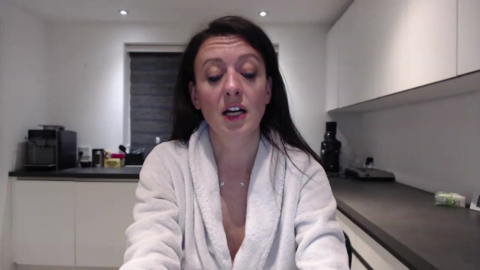 Gallery image thumbnail from Anelly's myfreecams stream on, 06/04/2023, 01:59 image 20 of 20