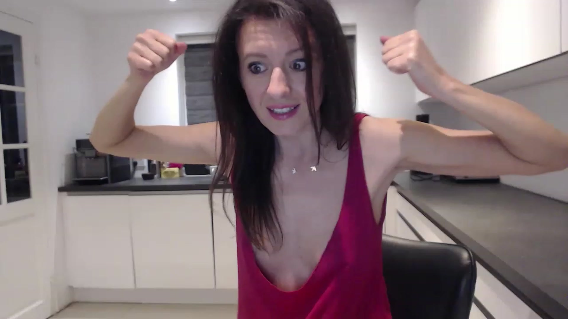 Gallery image thumbnail from Anelly's myfreecams stream on, 06/04/2023, 23:22 image 18 of 20