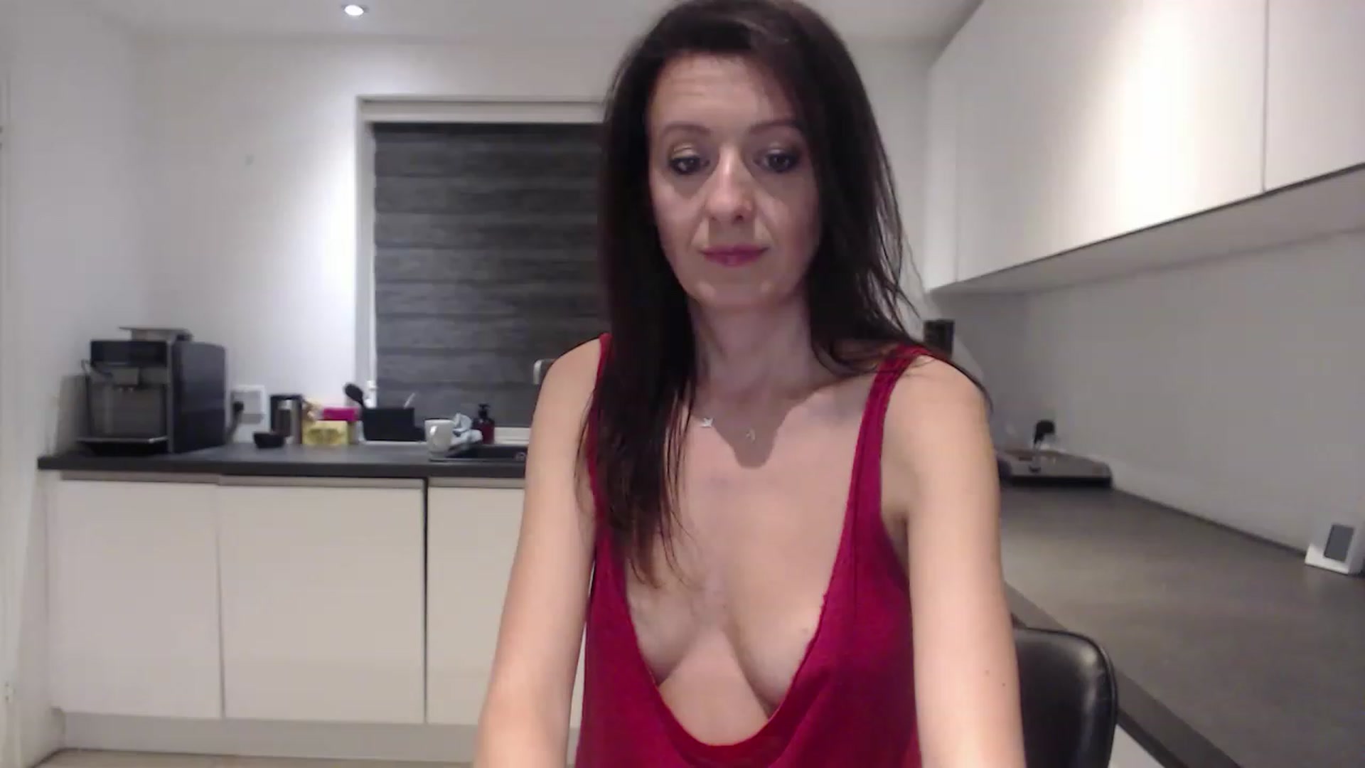 Gallery image thumbnail from Anelly's myfreecams stream on, 06/05/2023, 24:20 image 5 of 20