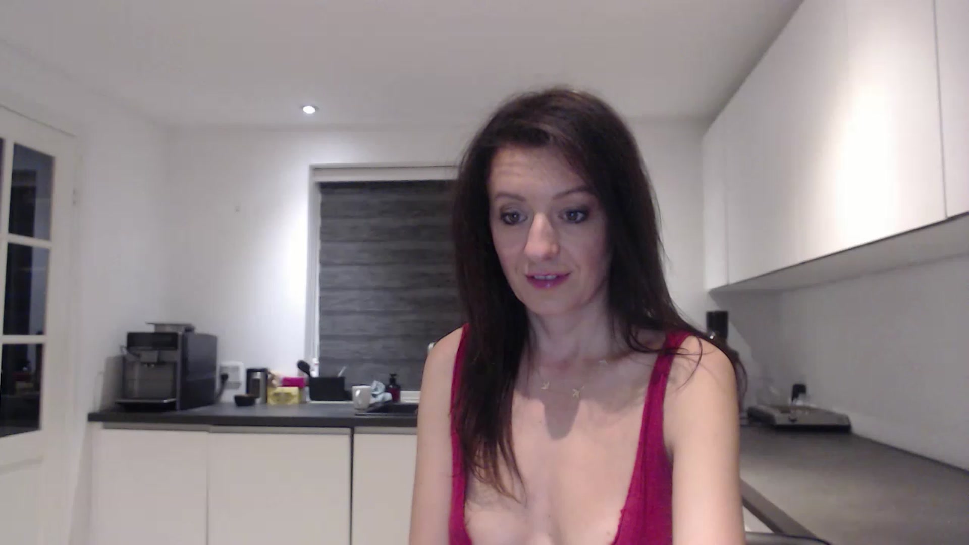 Gallery image thumbnail from Anelly's myfreecams stream on, 06/05/2023, 24:20 image 8 of 20